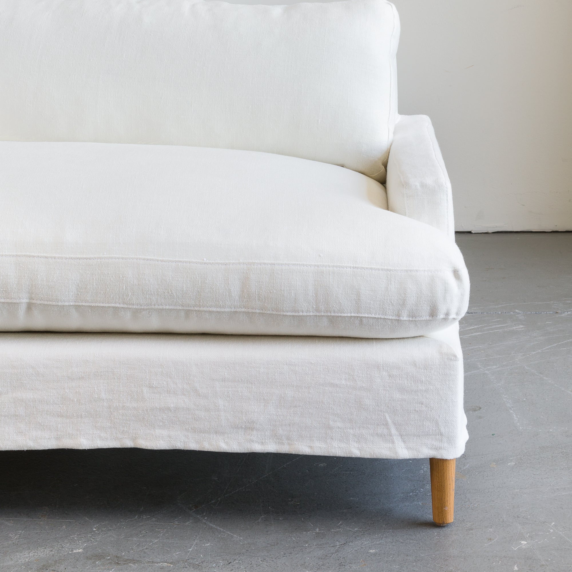 Amber Interiors - Billie Slipcovered Sofa