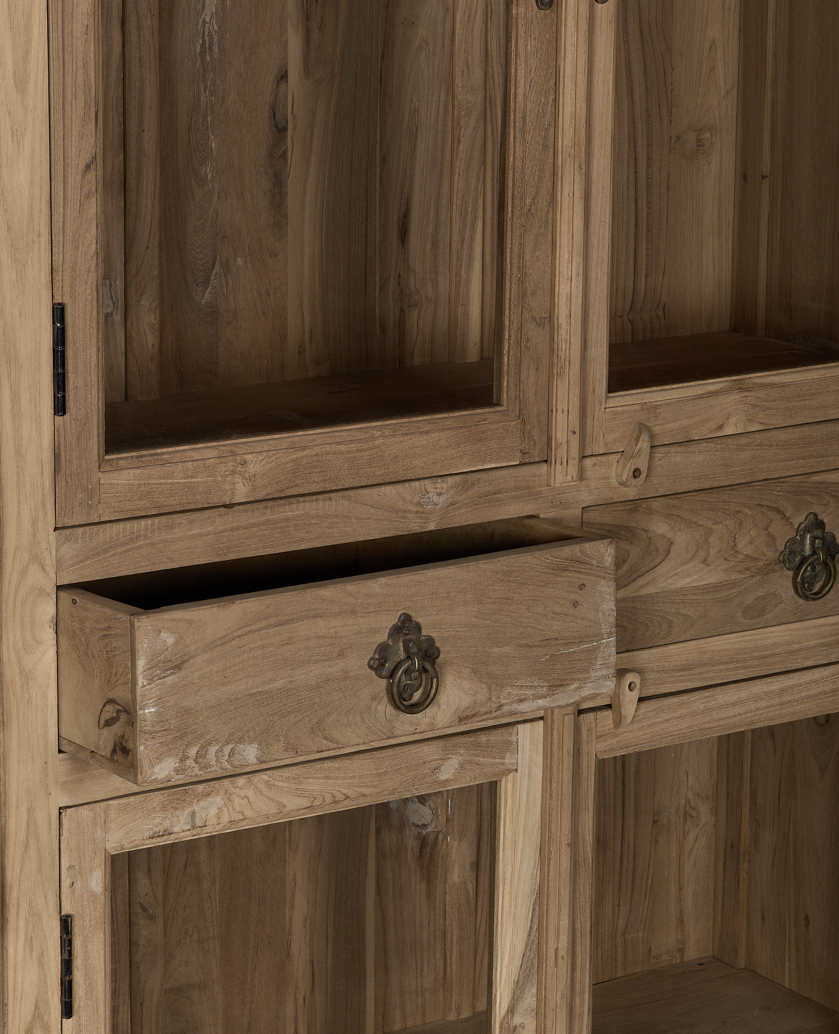 Olive Ateliers - Wood Cabinet - Bleached