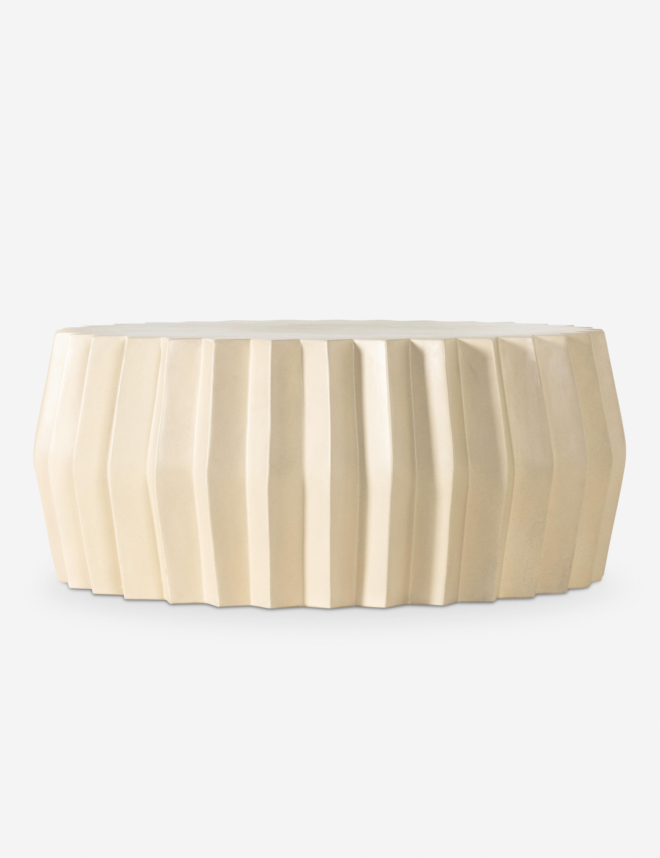Lulu and Georgia - Davila Round Indoor / Outdoor Coffee Table