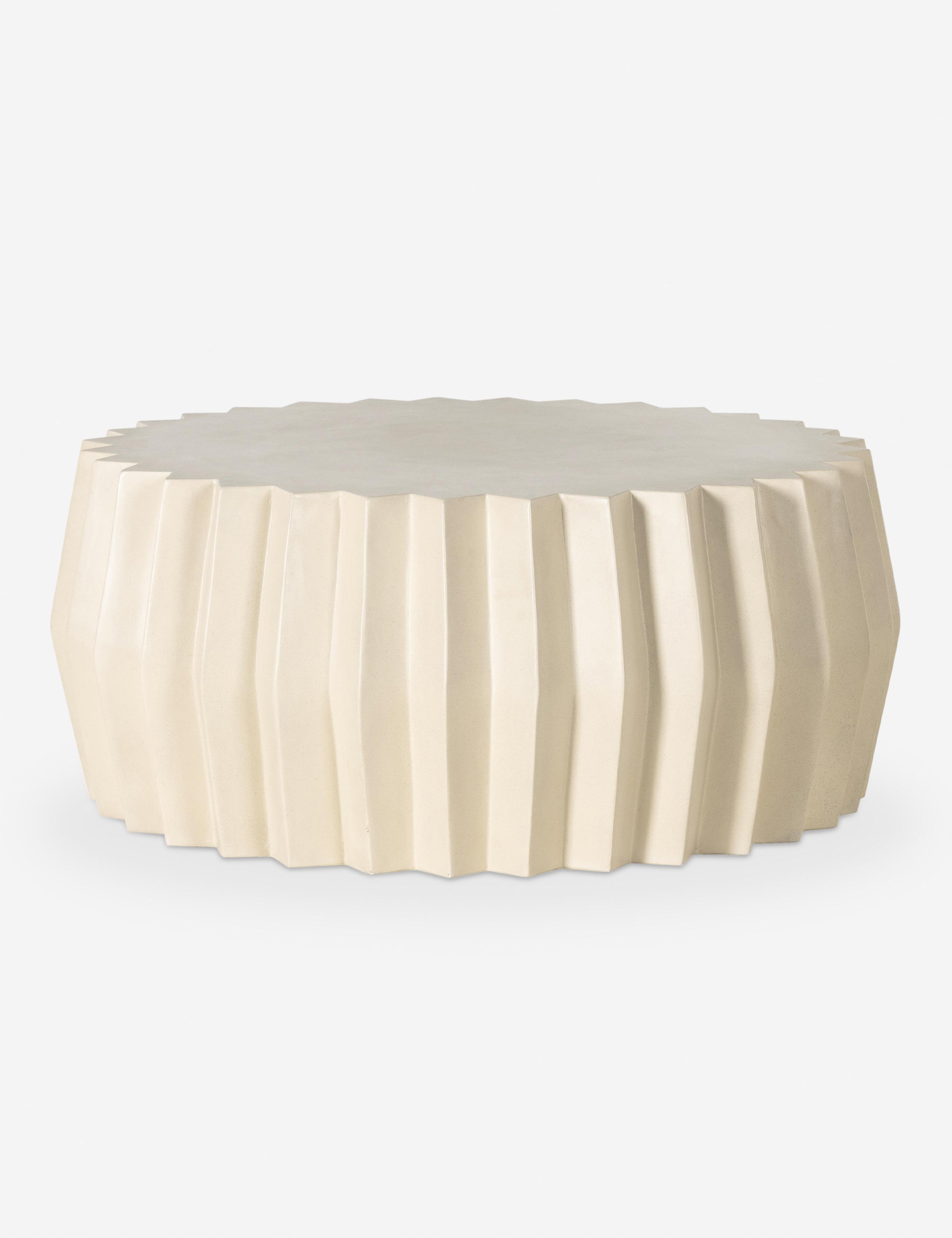 Lulu and Georgia - Davila Round Indoor / Outdoor Coffee Table