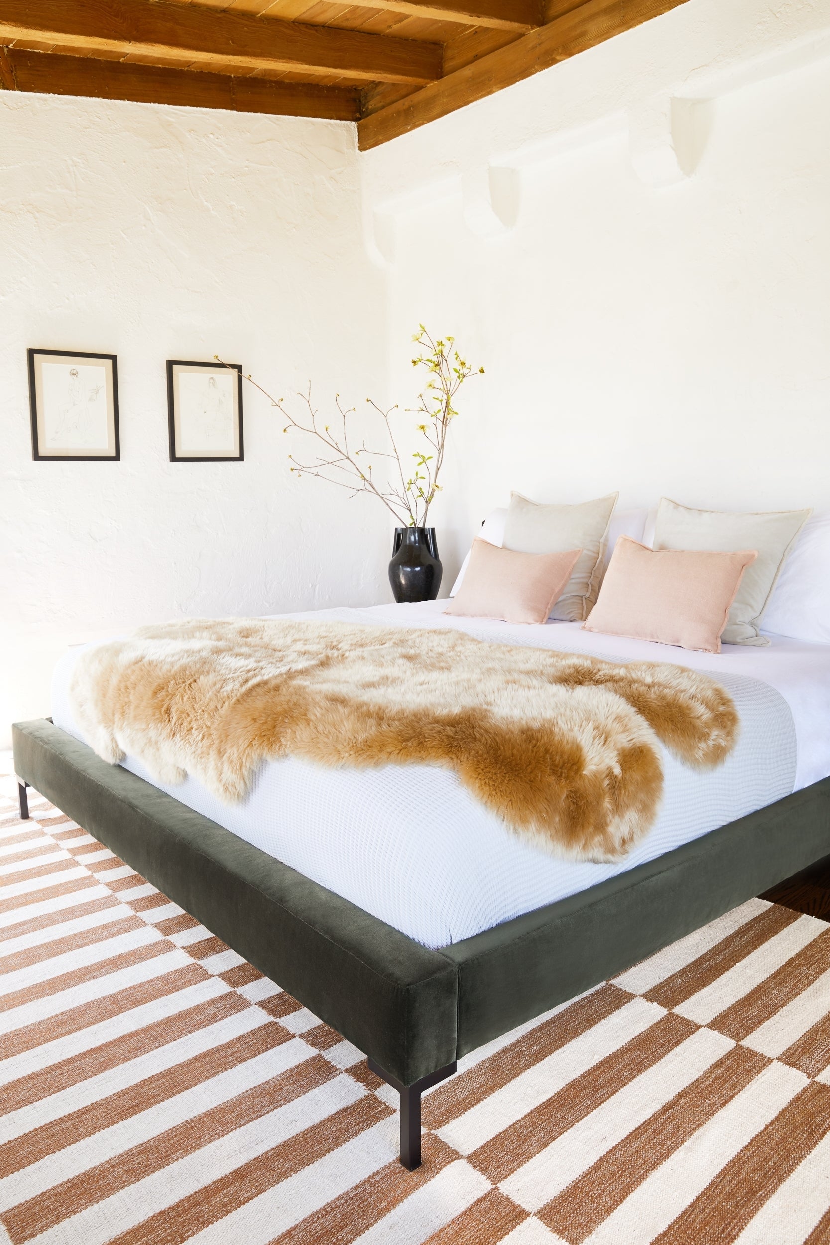 Lulu and Georgia - Alma Sheepskin Rug