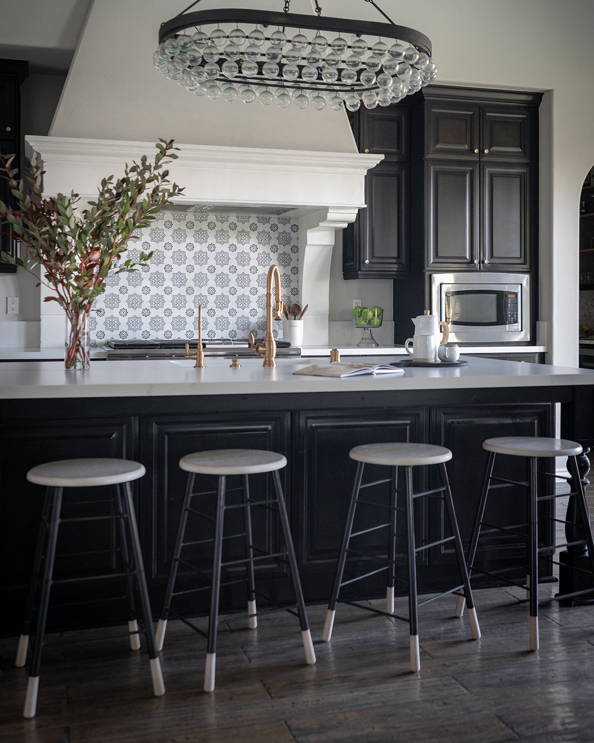 Lostine - Gordon Stools - White Wash