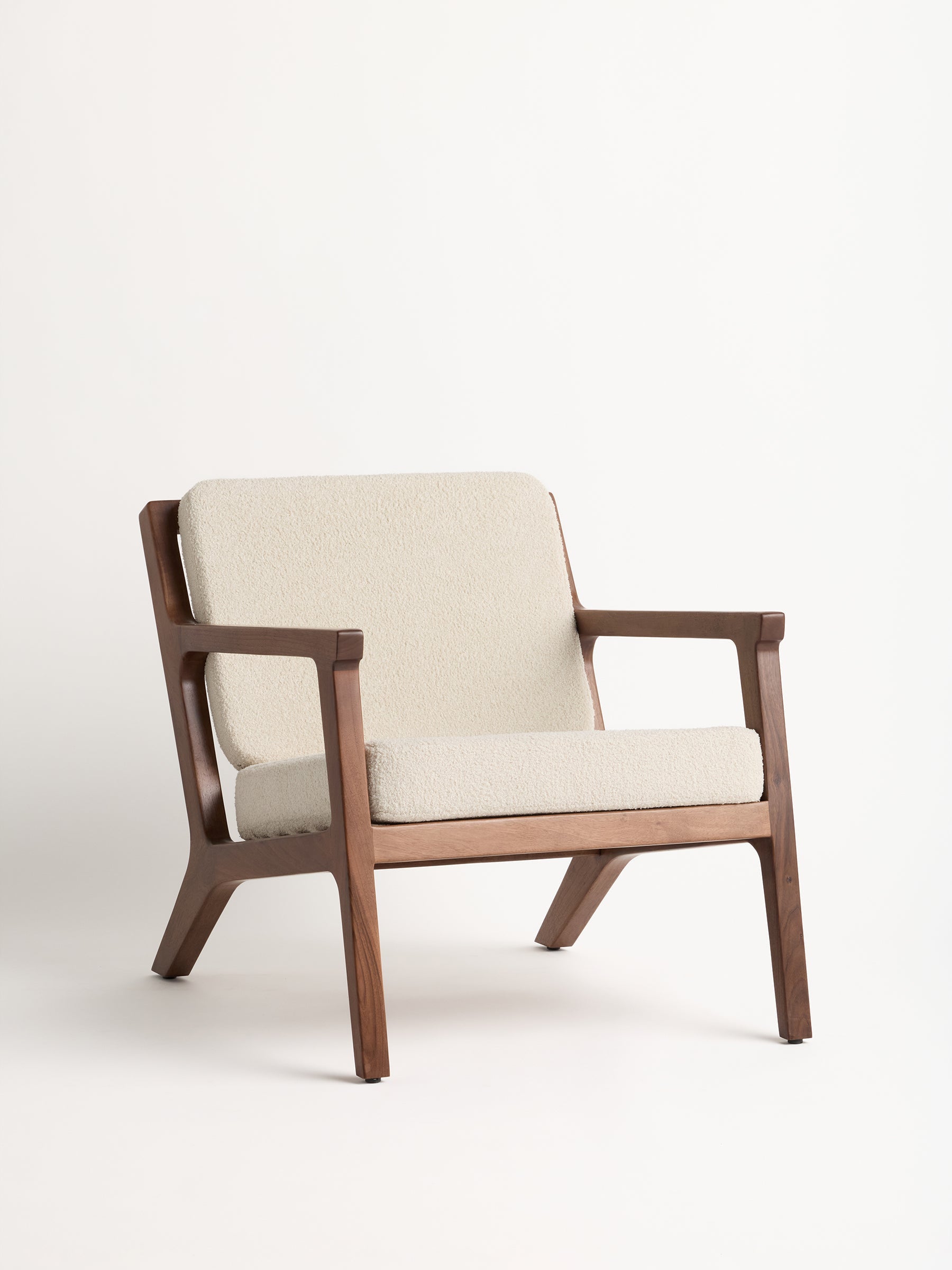Cozy Earth - Coronado Lounge Chair