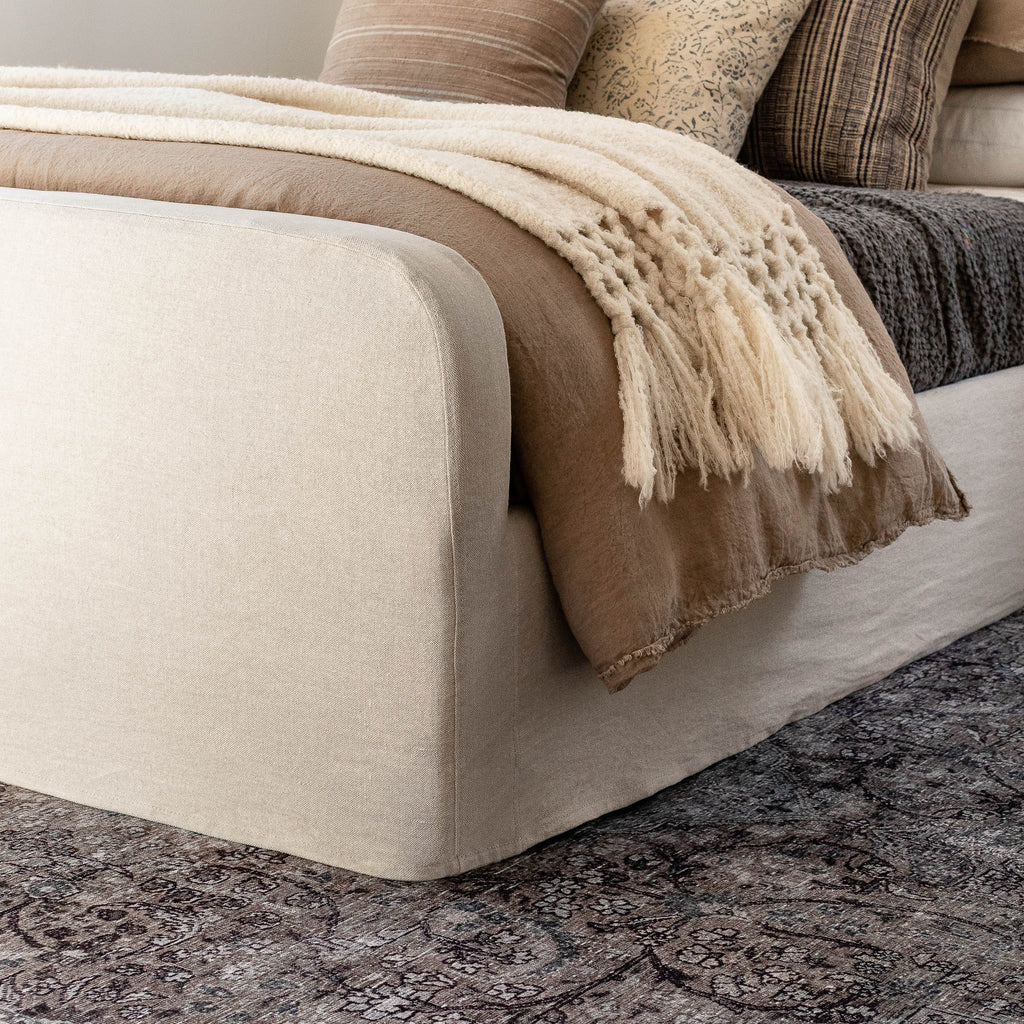 Amber Interiors - Shelby Bed with Footboard