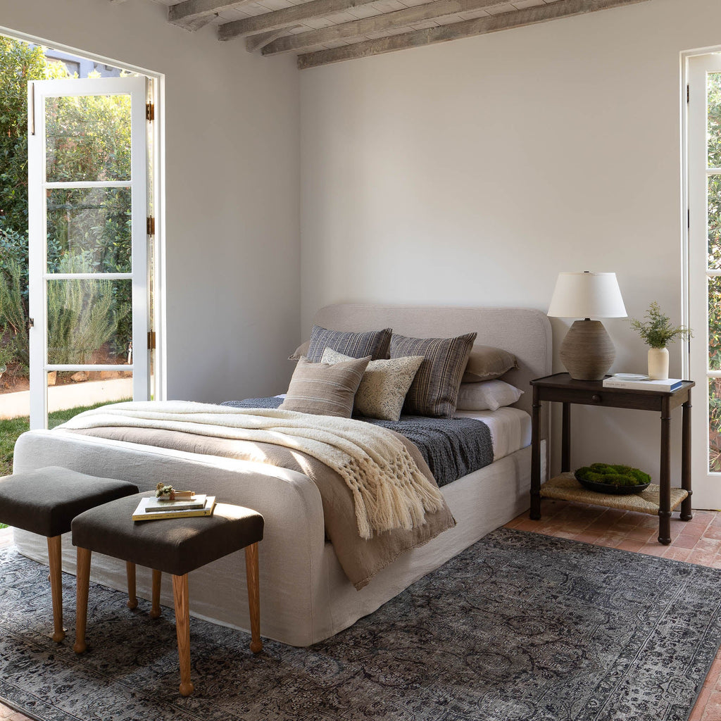 Amber Interiors - Shelby Bed with Footboard