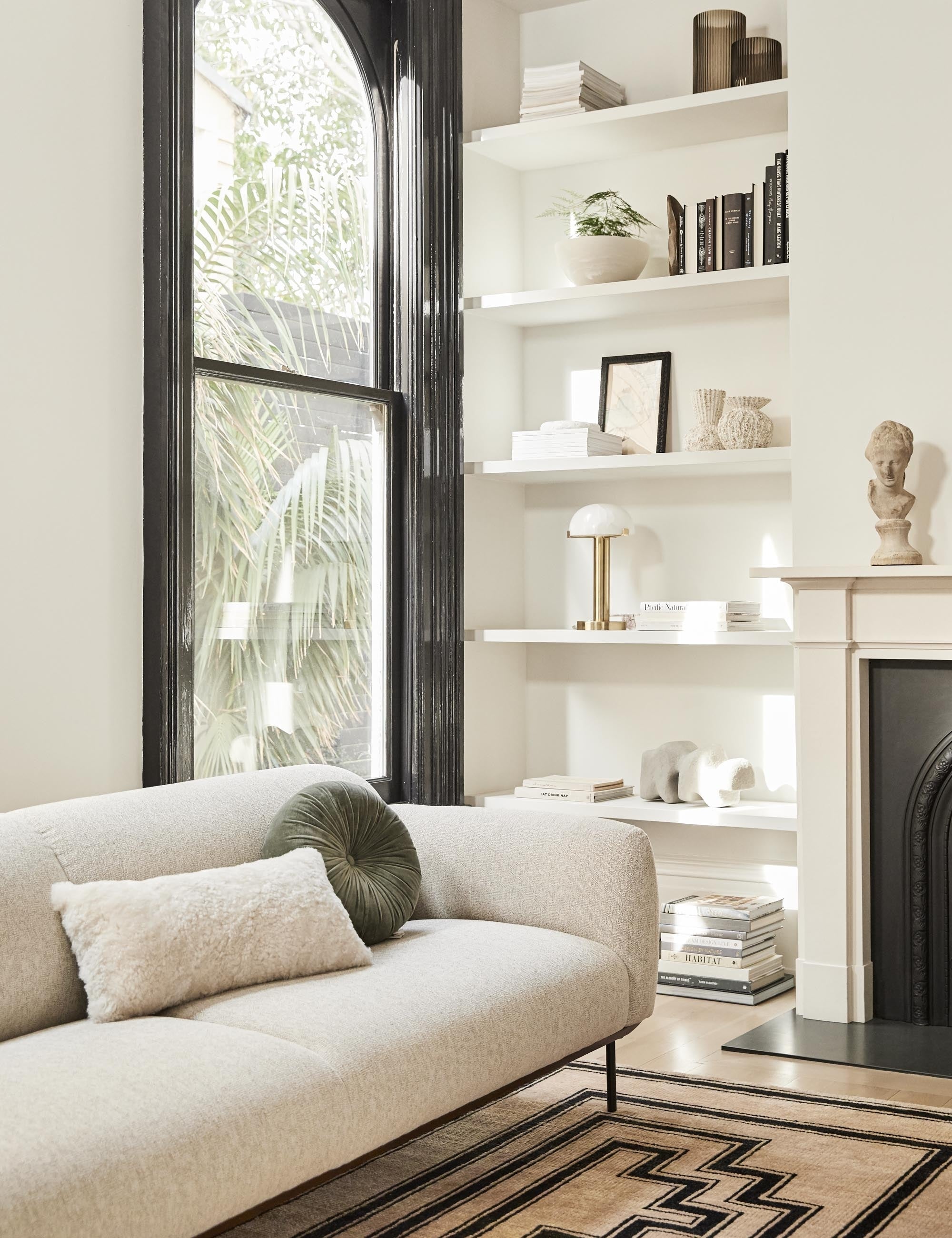 Lulu and Georgia - Lelani Table Lamp