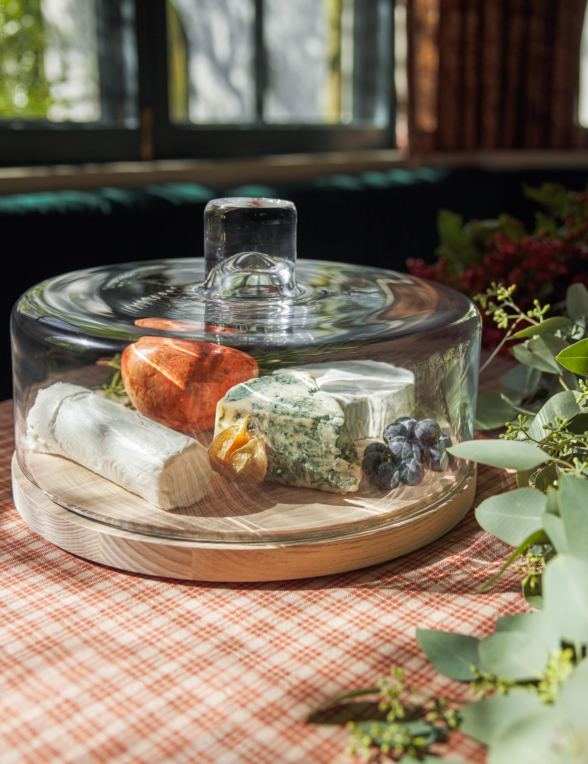 Lulu and Georgia - Lotta Glass Serveware by LSA International