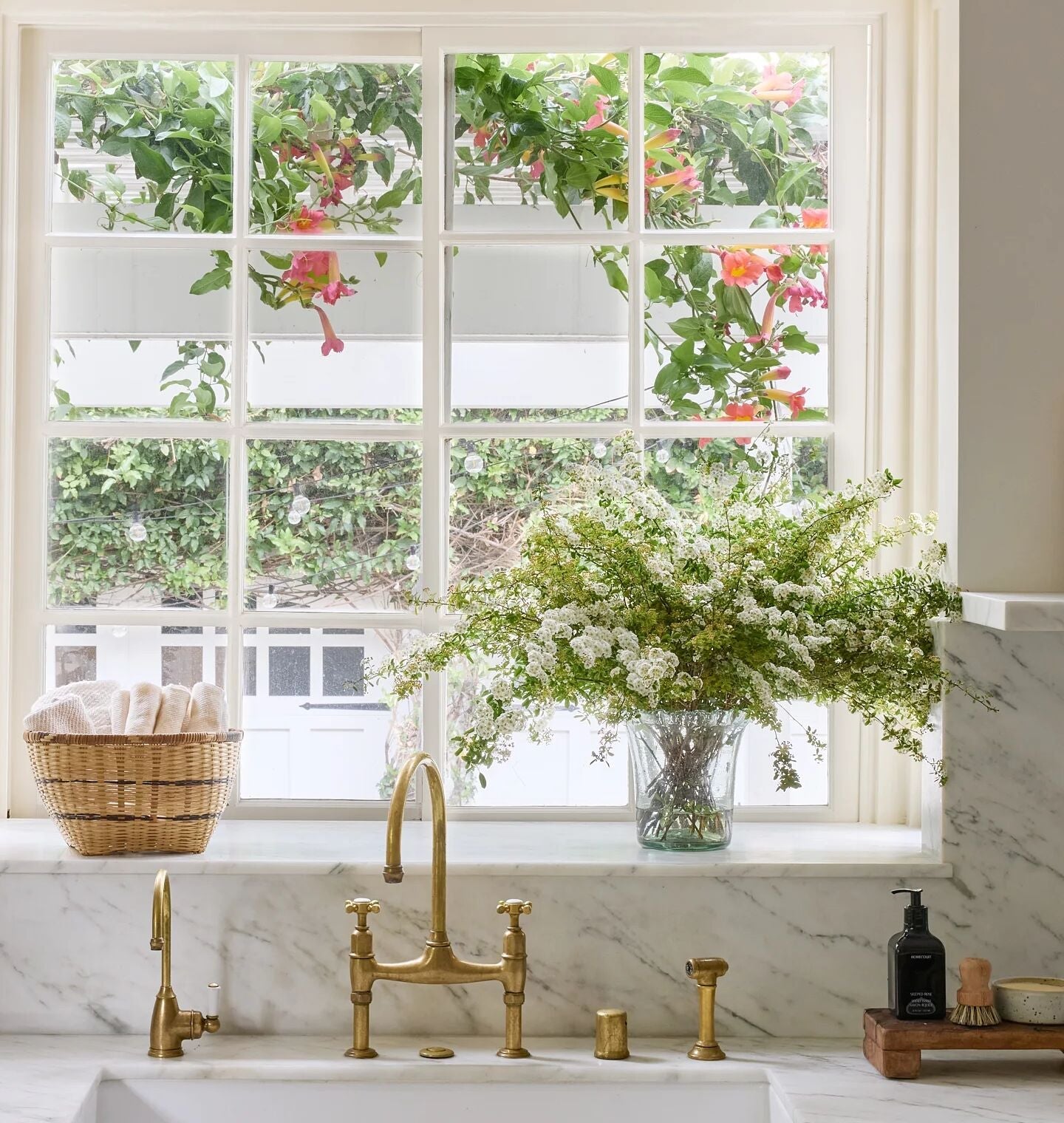 Amber Interiors - Pie Crust Glass Planter
