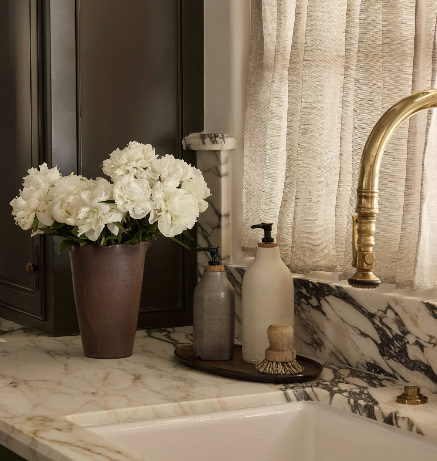 Amber Interiors - Ruffle Vase