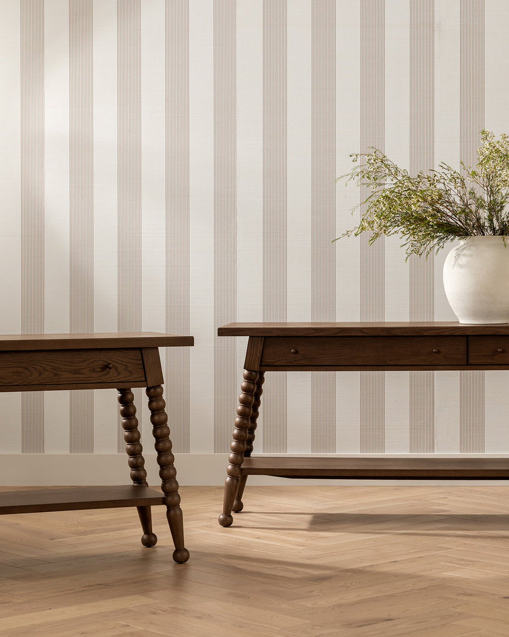 McGee & Co - Heathcliff Console