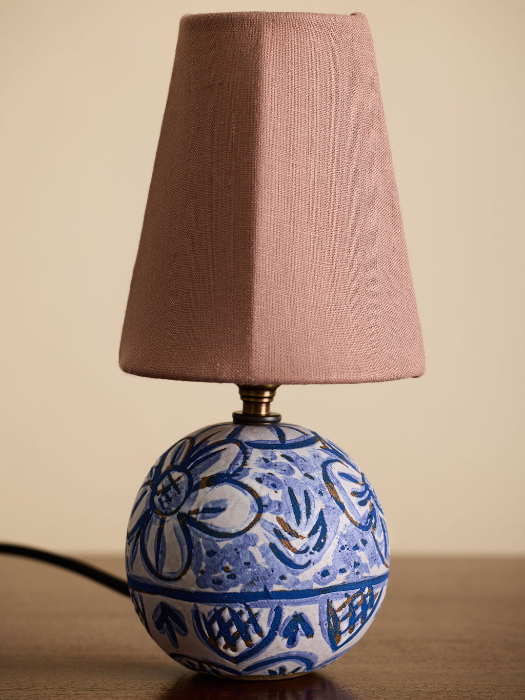 Nicky Kehoe - Perla Lamp
