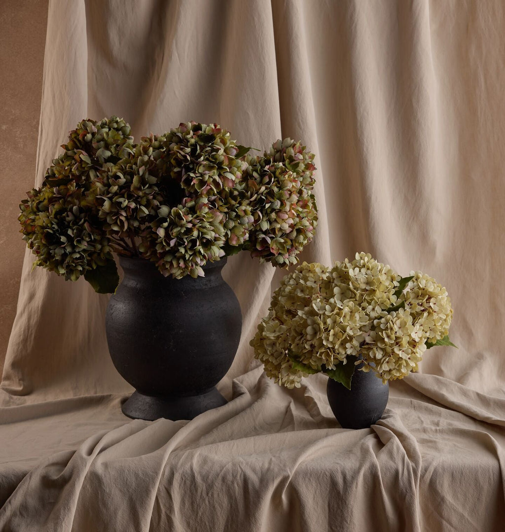 Amber Interiors - Faux Chloris Hydrangea Bundle in Large Barro Vase