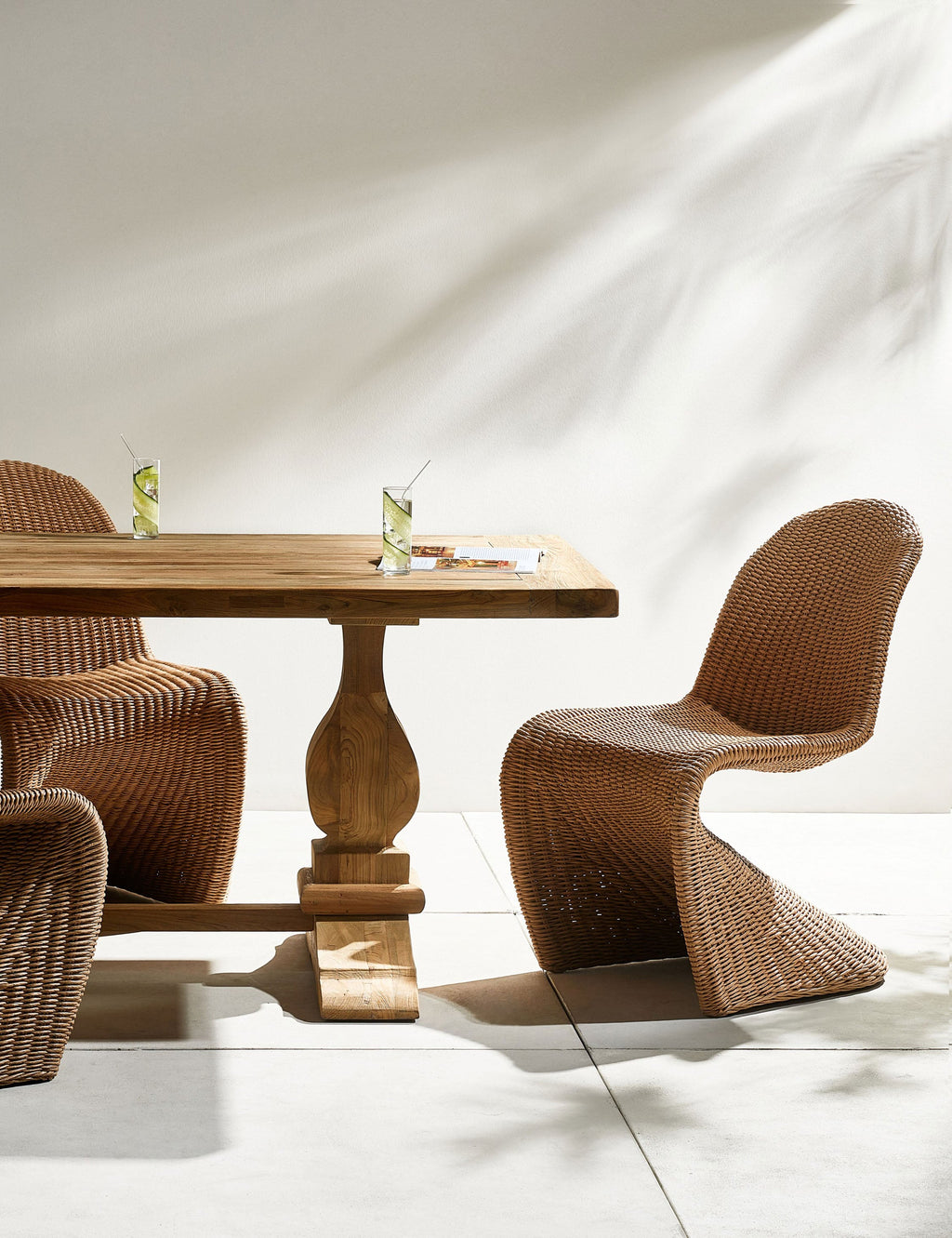 Lulu and Georgia - Oviedo Indoor / Outdoor Dining Table