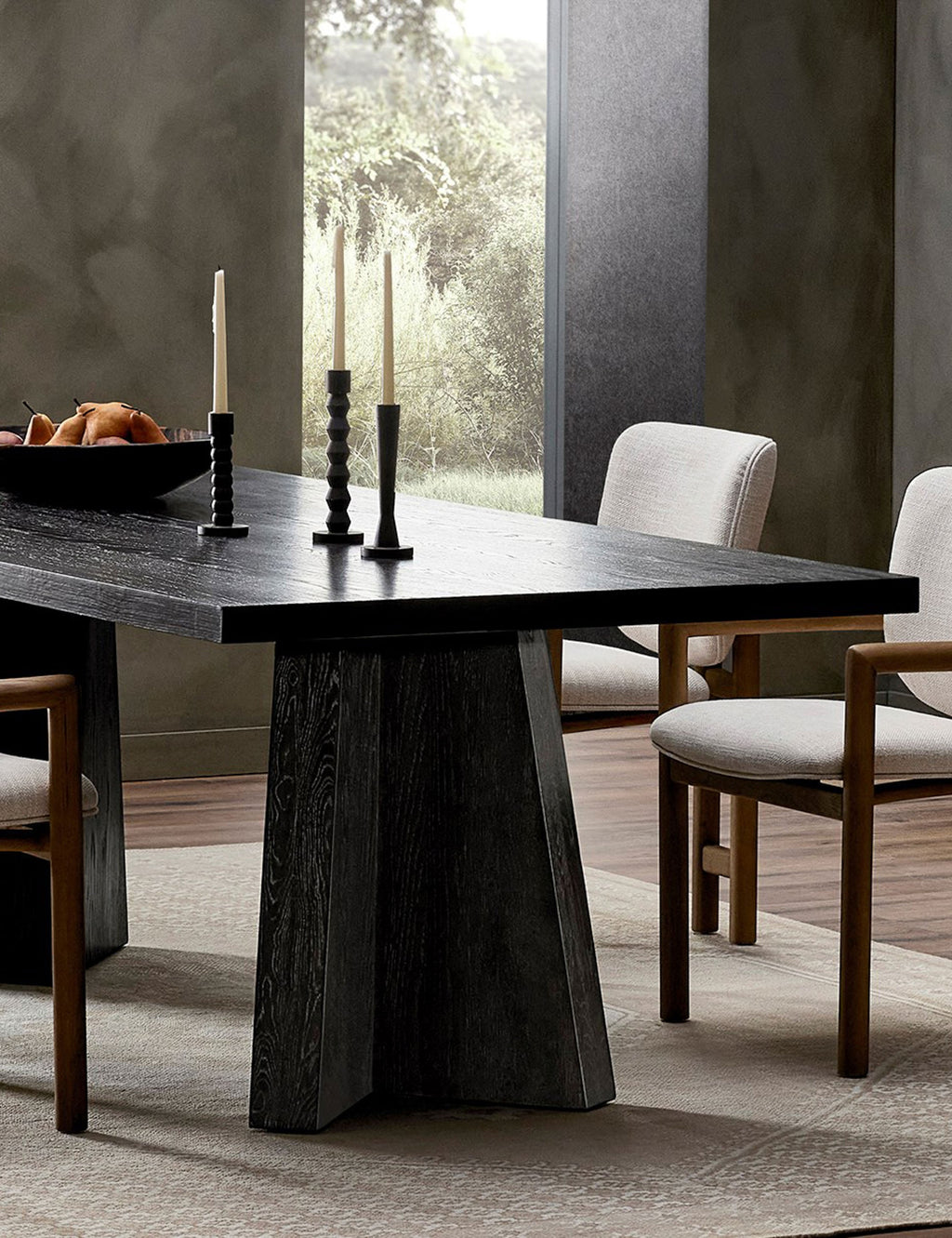 Lulu and Georgia - Hallen Dining Table