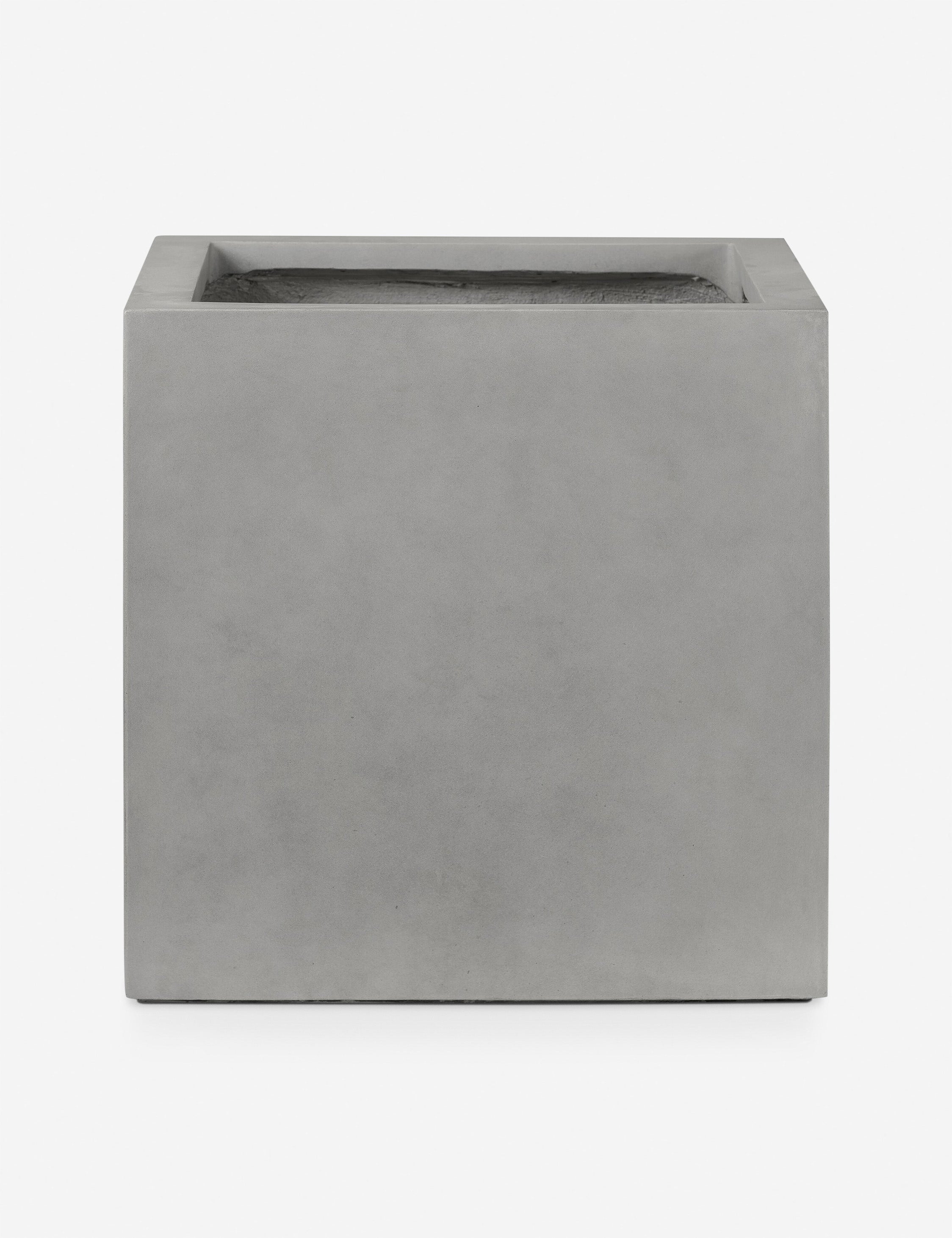 Lulu and Georgia - Sanchez Planter
