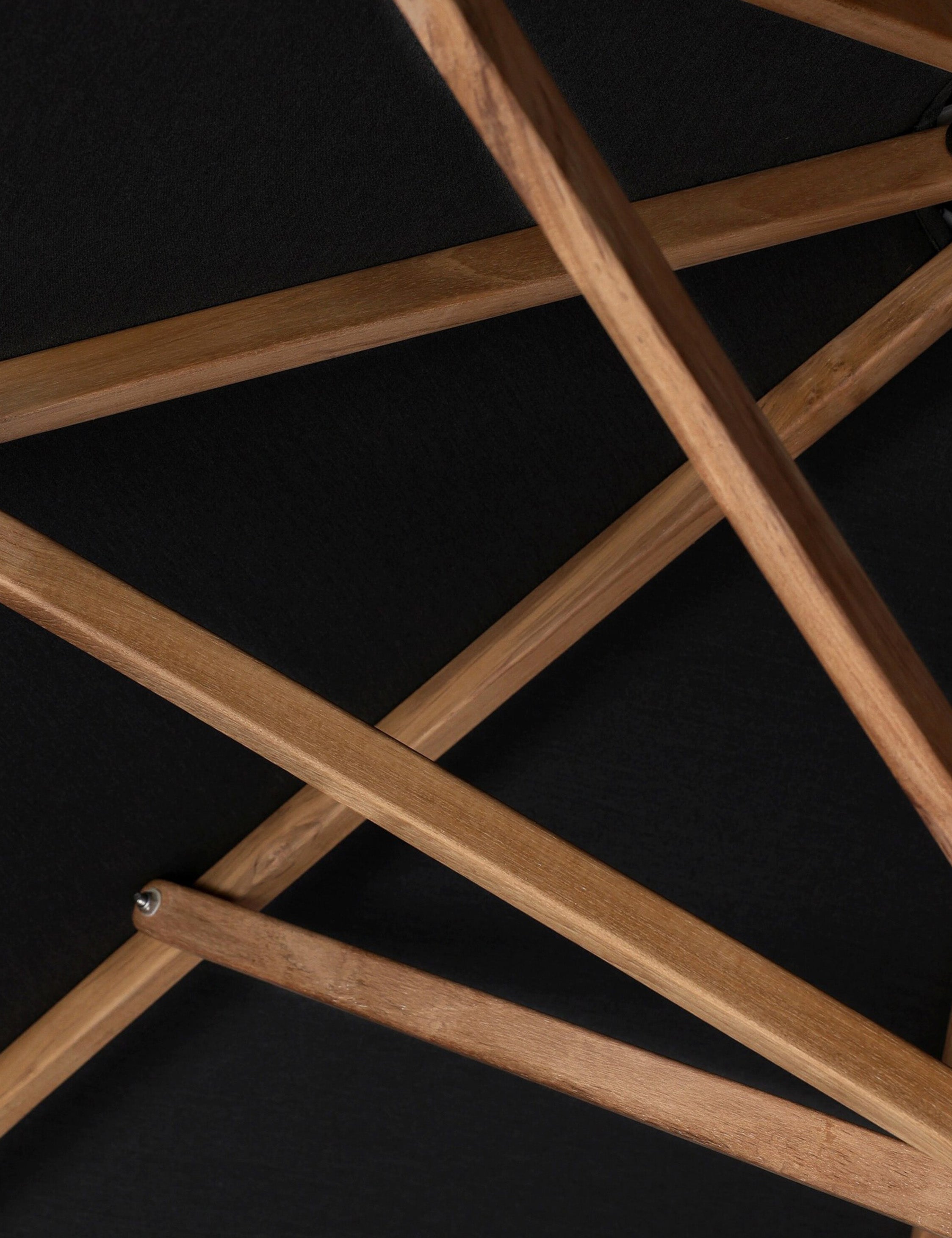 Lulu and Georgia - Luzita 9'10" Round Outdoor Umbrella