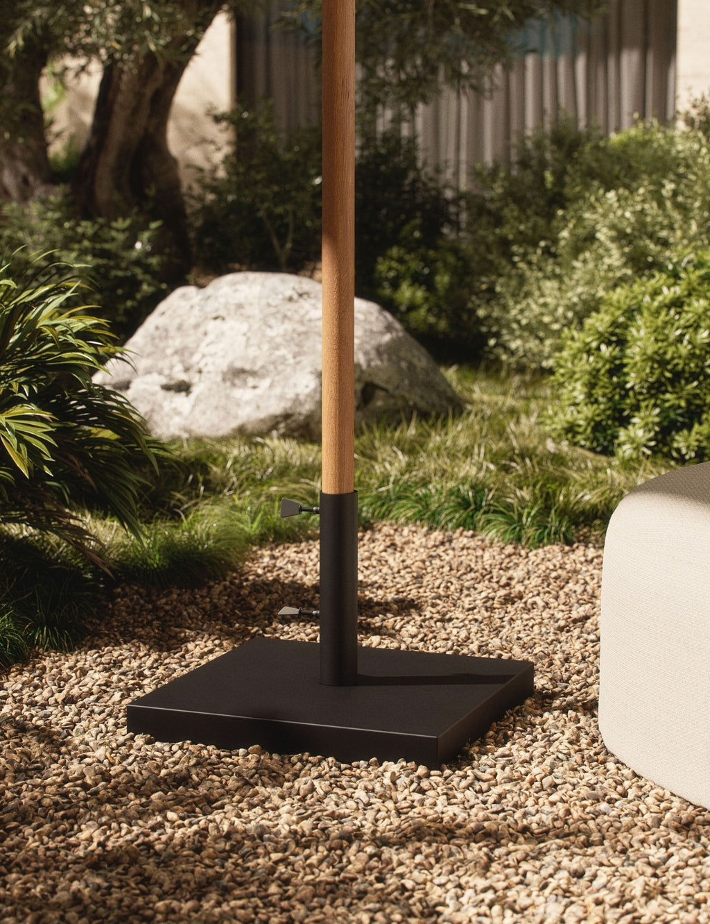 Lulu and Georgia - Luzita Umbrella Base