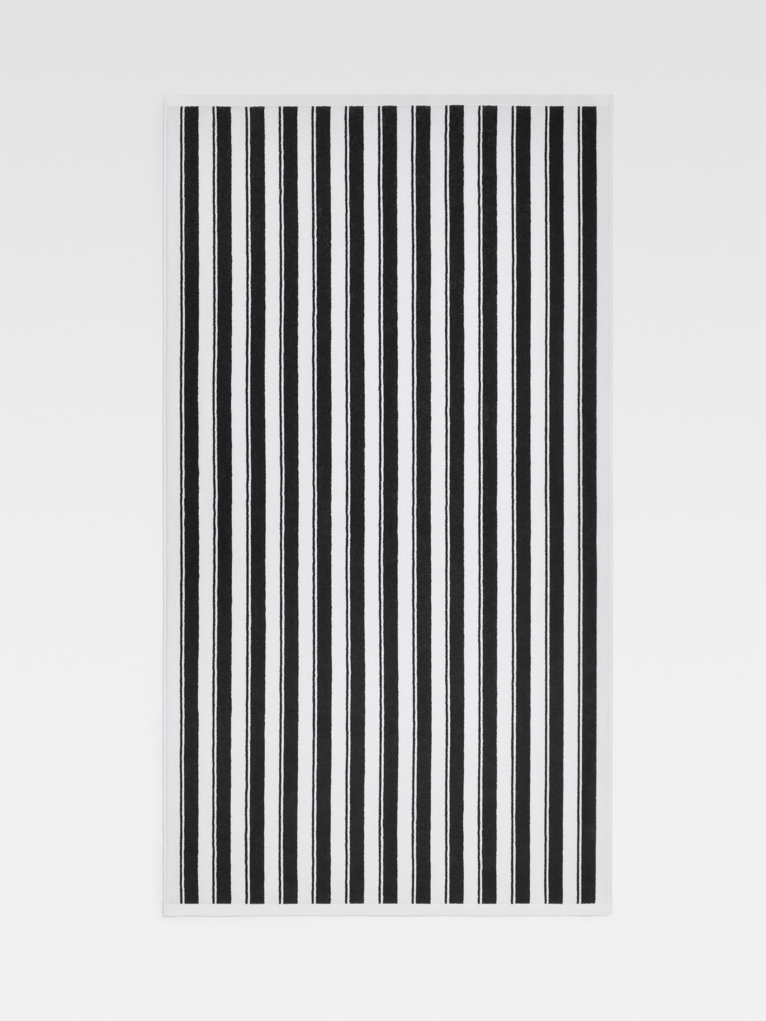 Four Seasons - Jacquemus Striped Pool Towel