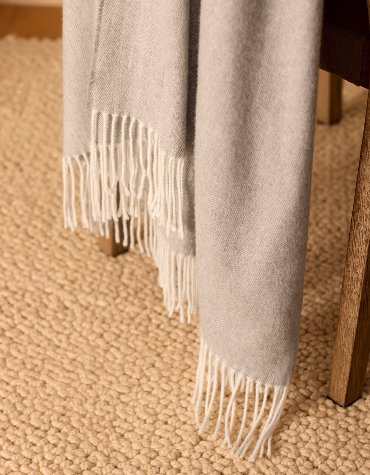 Cozy Earth - Bamboo Herringbone Tassel Throw