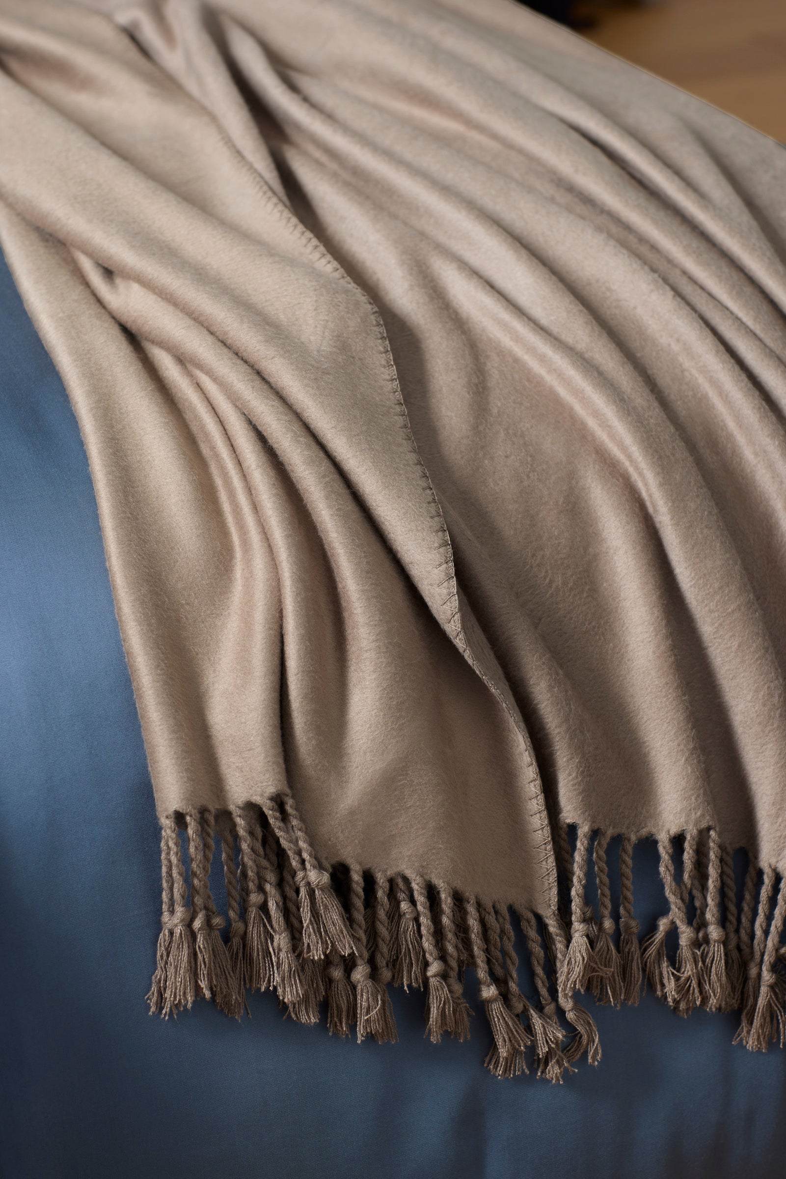 Cozy Earth - Bamboo Tassel Throw
