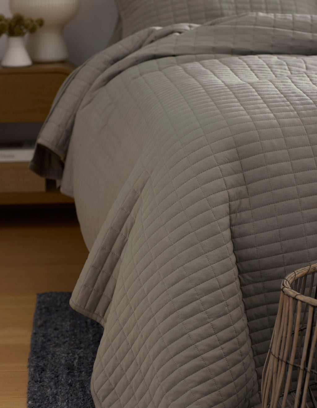 Cozy Earth - Bamboo Jersey Quilt