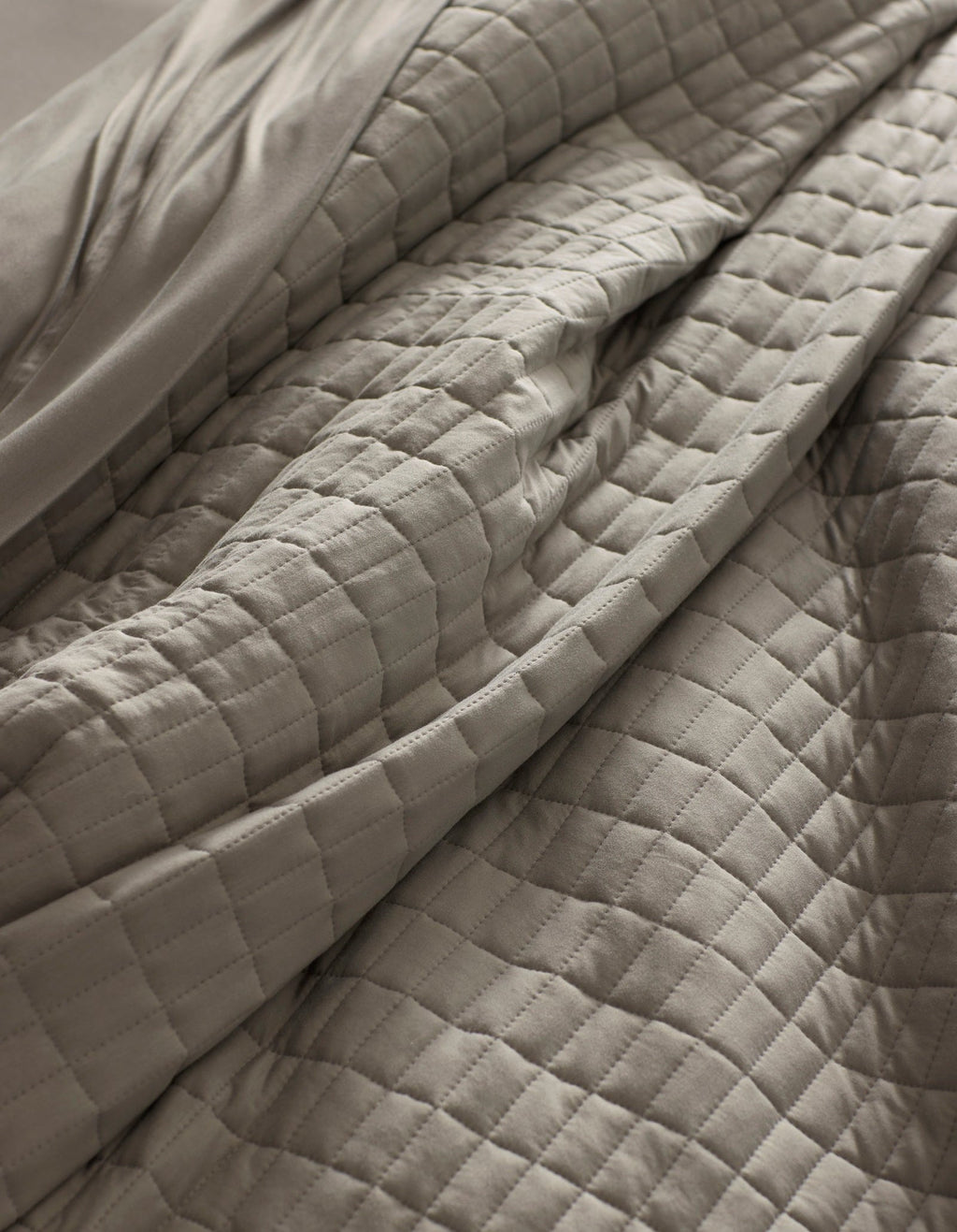 Cozy Earth - Bamboo Jersey Quilt