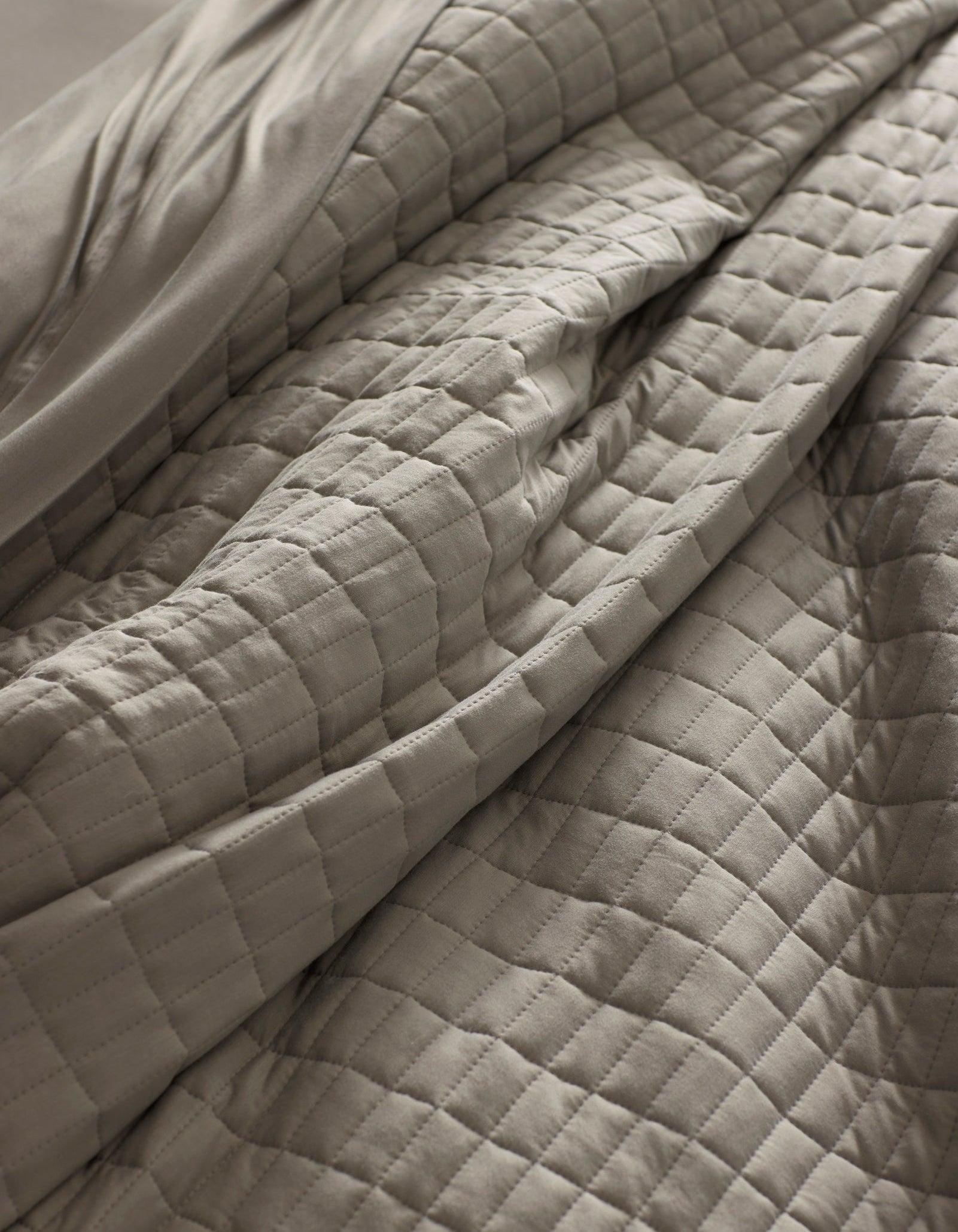 Cozy Earth - Bamboo Jersey Quilt