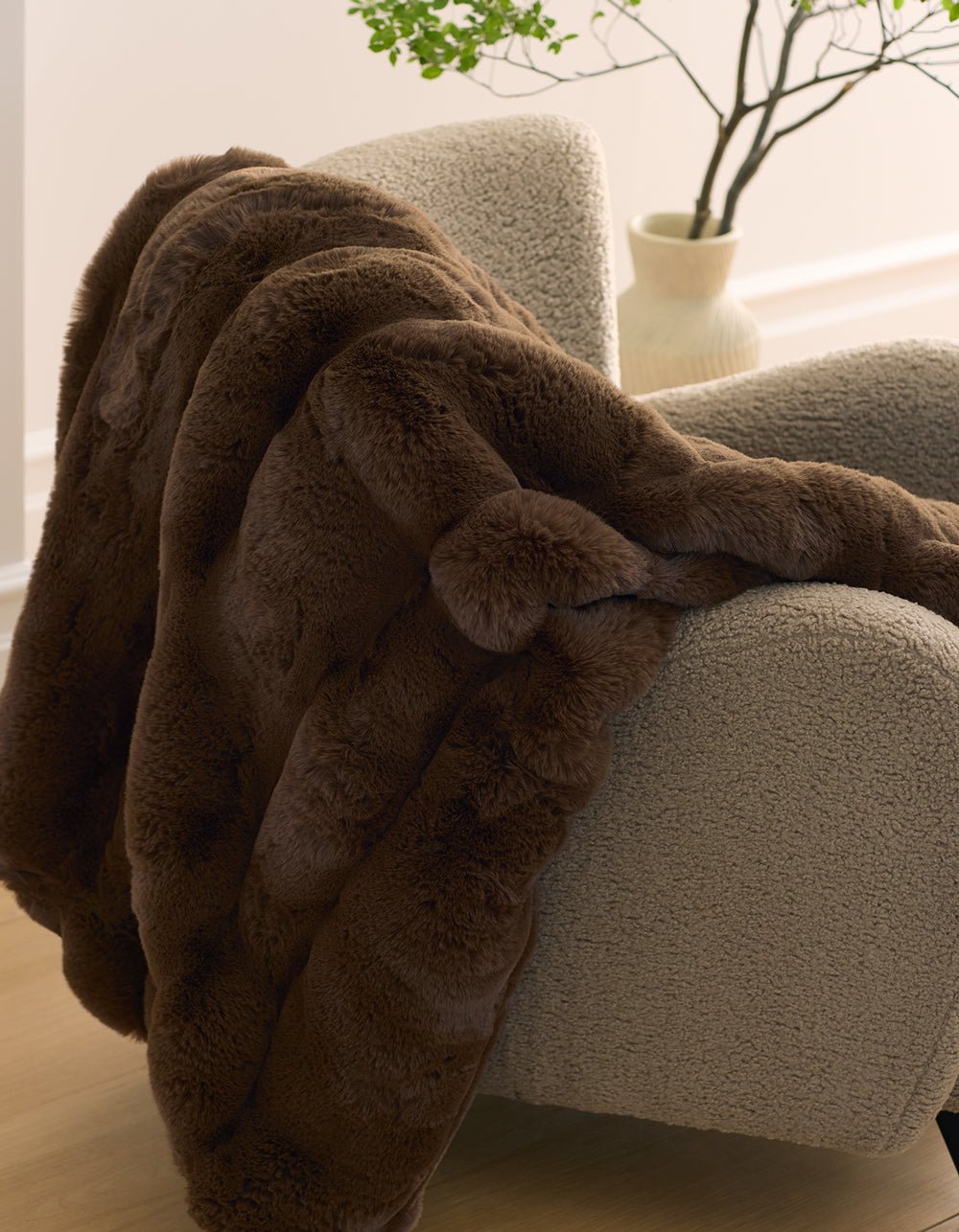Cozy Earth - Channel Cuddle Blanket