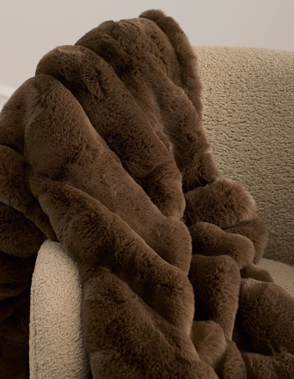 Cozy Earth - Channel Cuddle Blanket