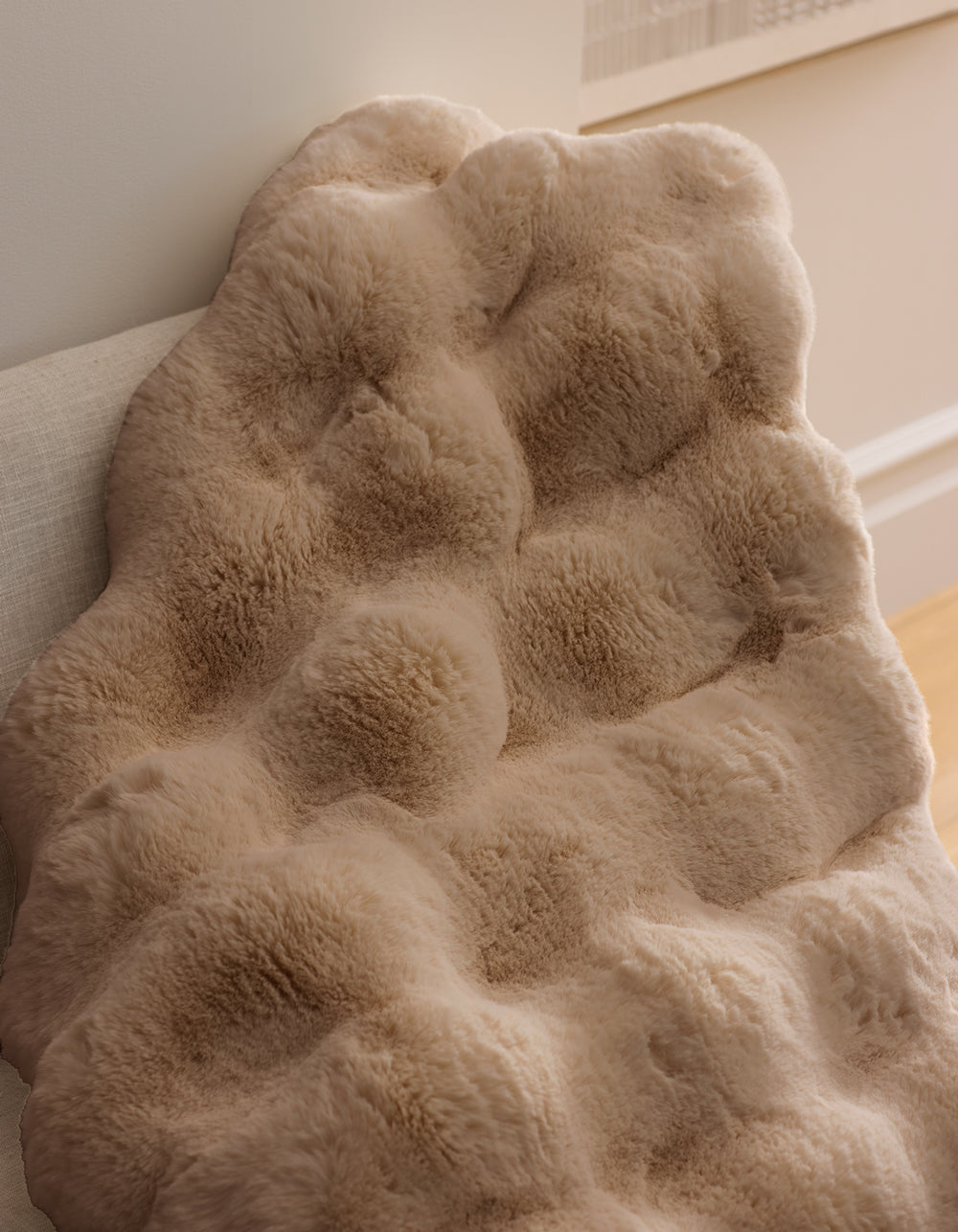 Cozy Earth - Double Bubble Cuddle Blanket