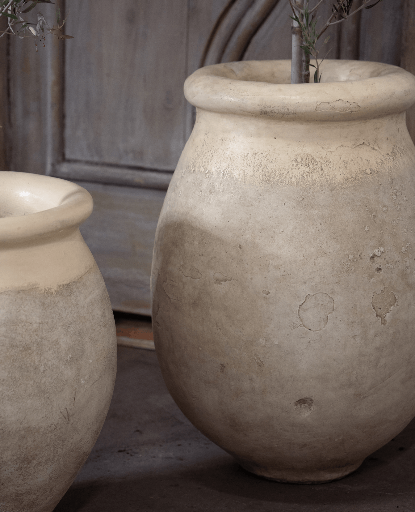 Olive Ateliers - Cast Biot Jar