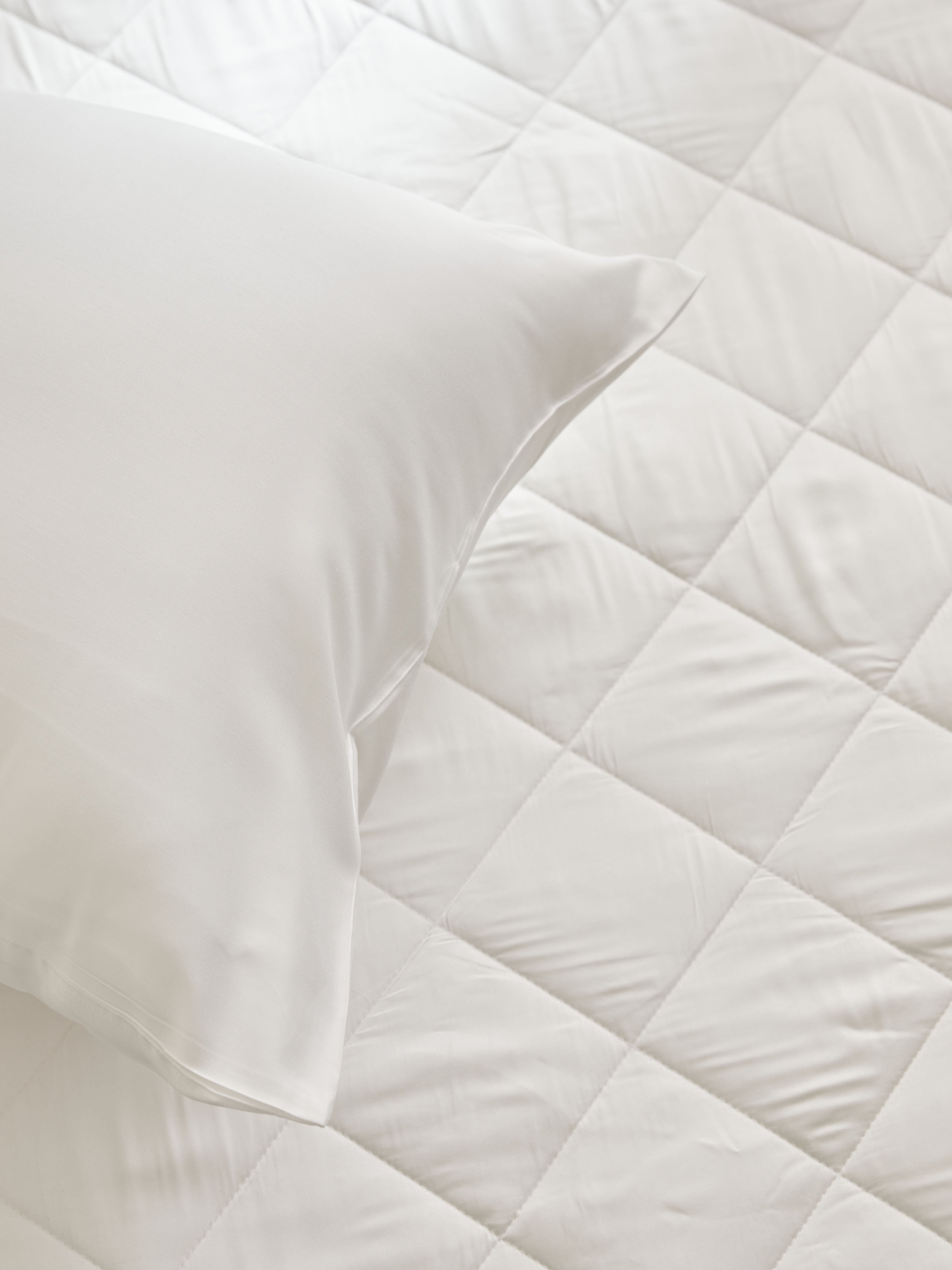 Cozy Earth - Bamboo Mattress Pad