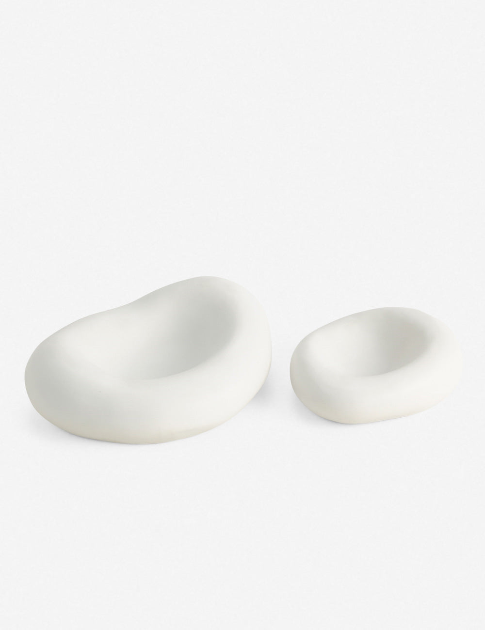 Lulu and Georgia - Balloon Bowl