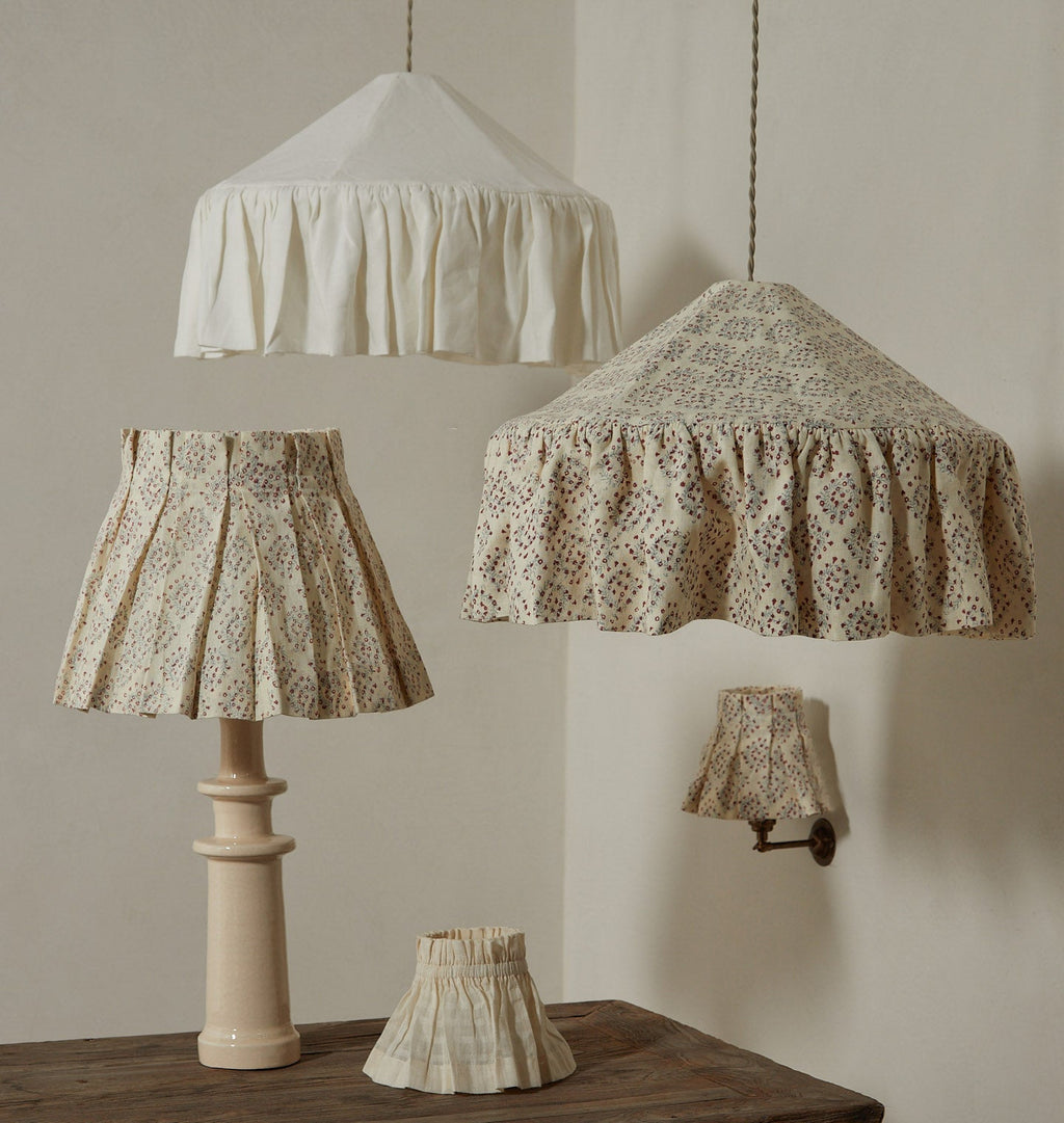 Amber Interiors - Floral Posy Linen Table Lamp Shade
