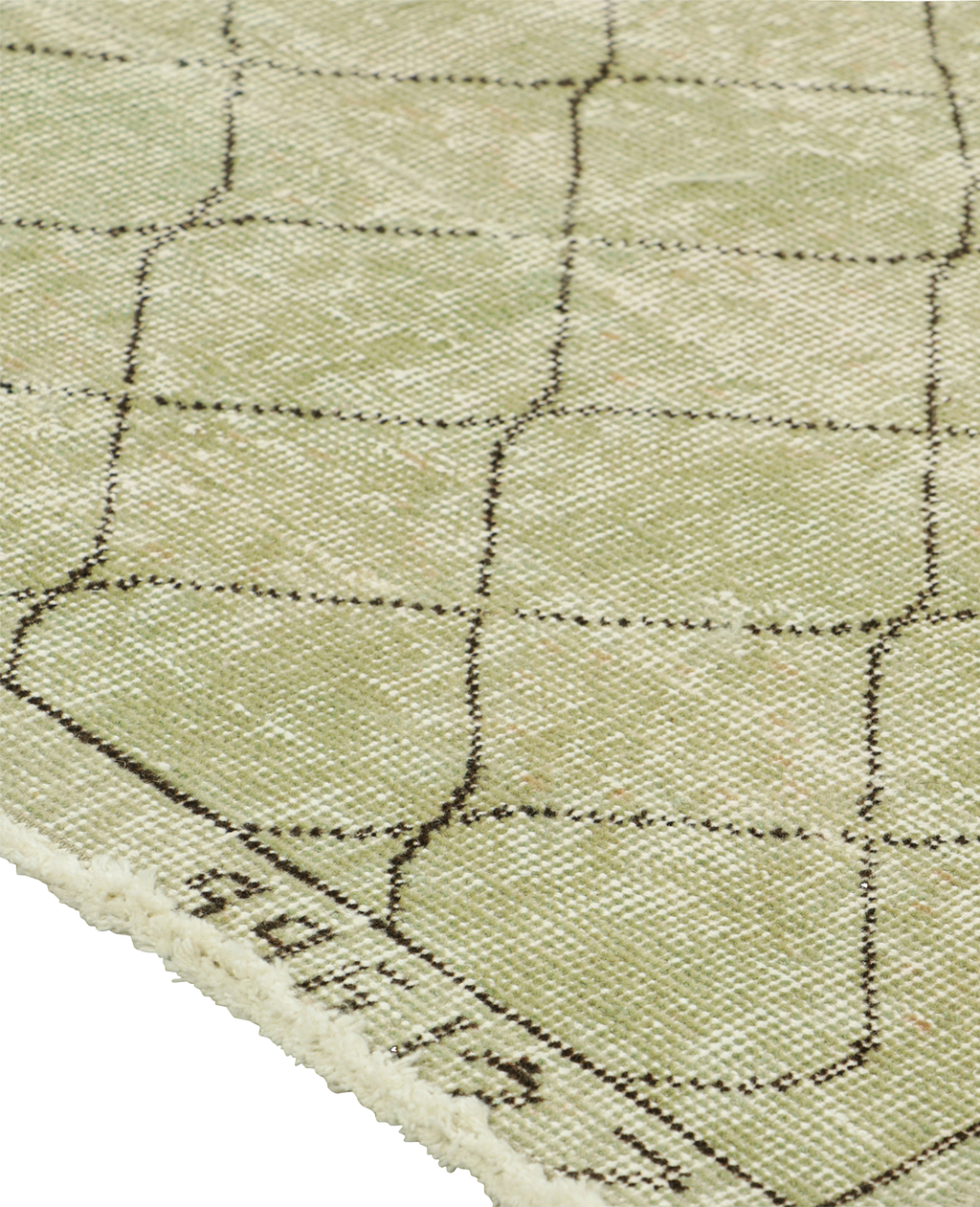 Olive Ateliers - Zeki Müren Rug - Sage Green Geometric