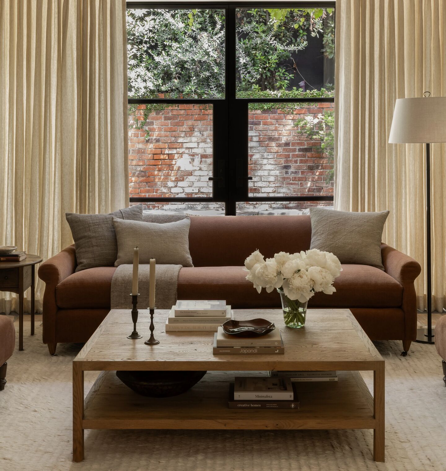 Amber Interiors - [Test] Spencer Sofa