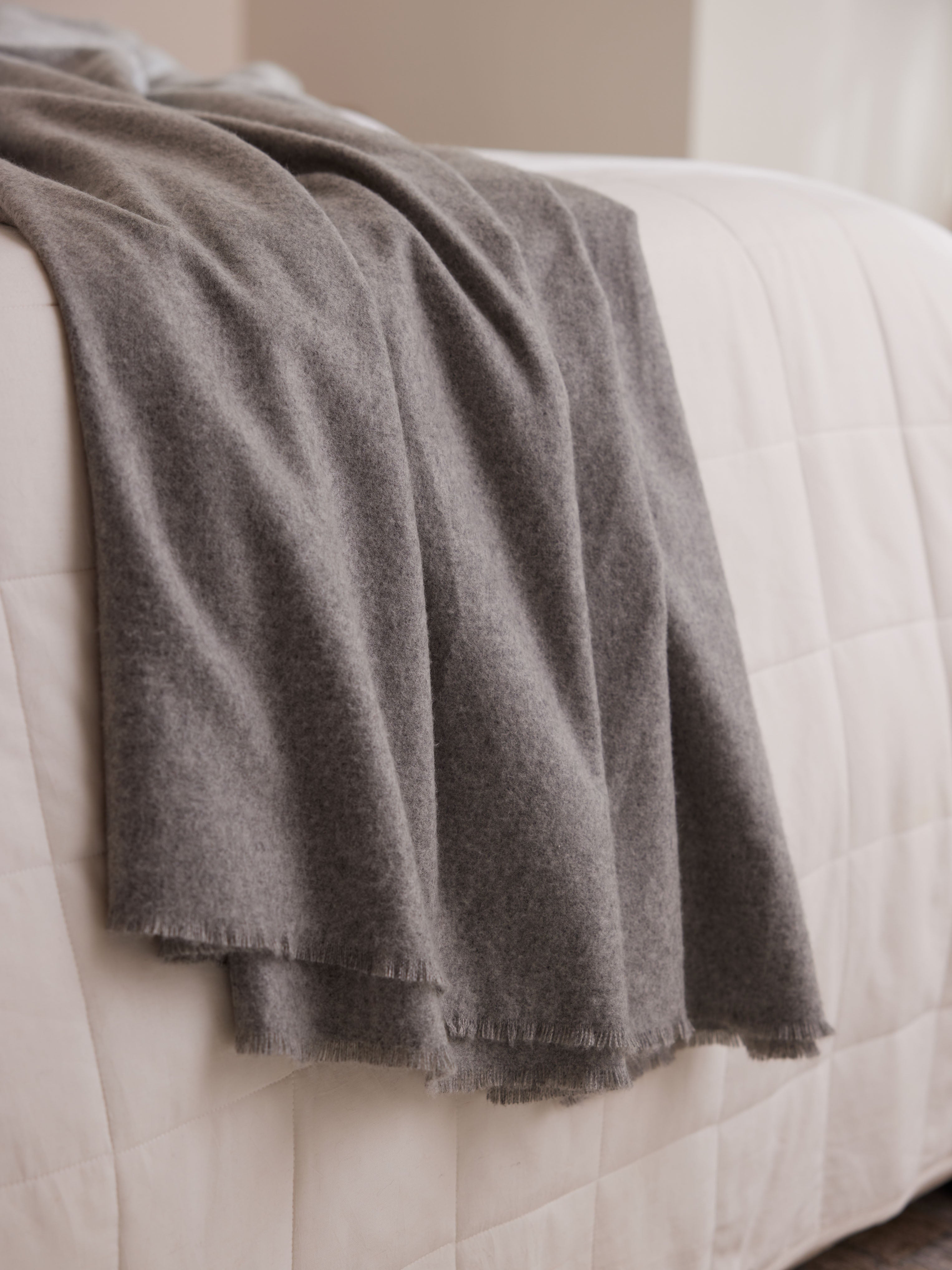 Cozy Earth - Cashmere Fringe Blanket - Wholesale