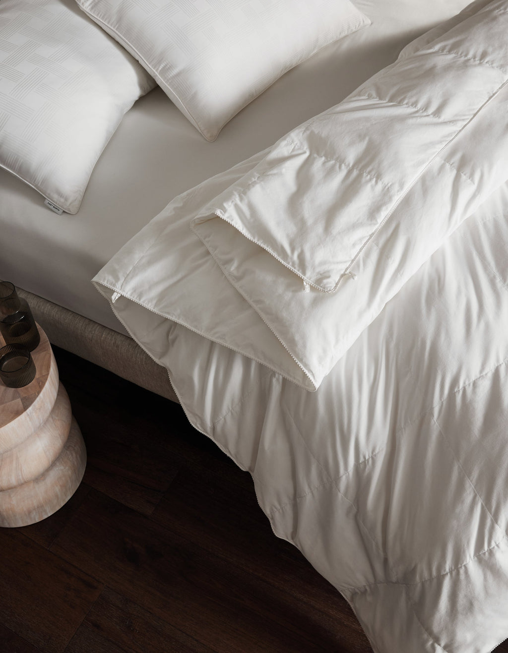 Cozy Earth - Down Alternative Comforter