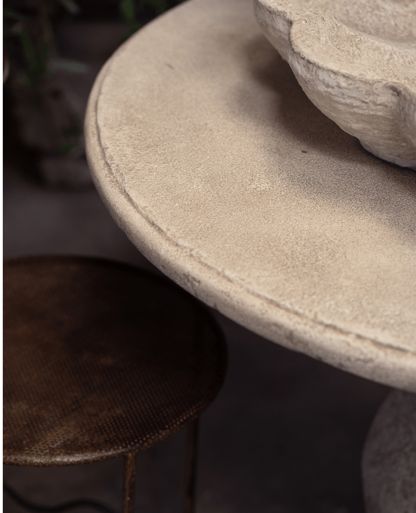 Olive Ateliers - Cast Round Bistro Table