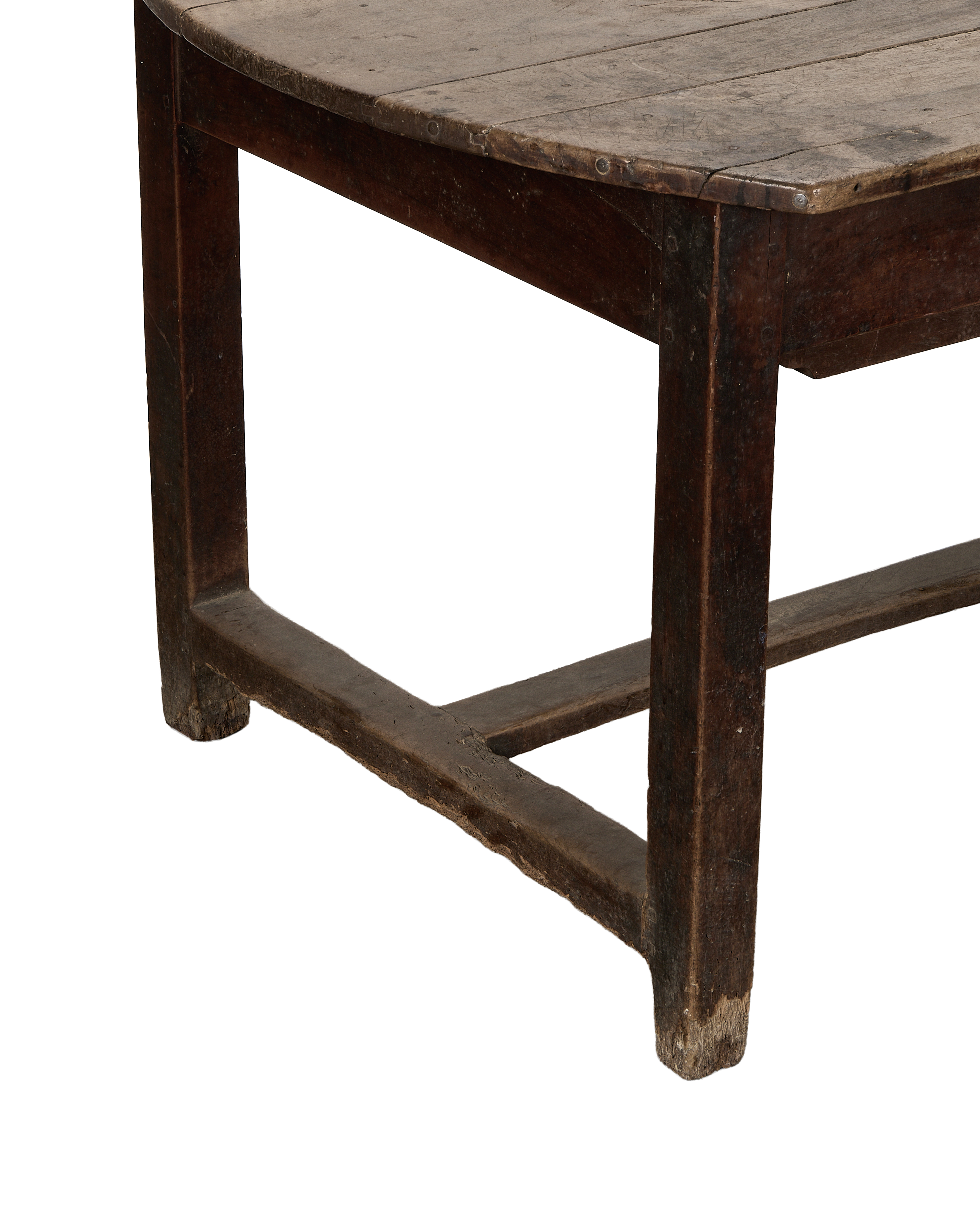 Olive Ateliers - Curved Dining Table