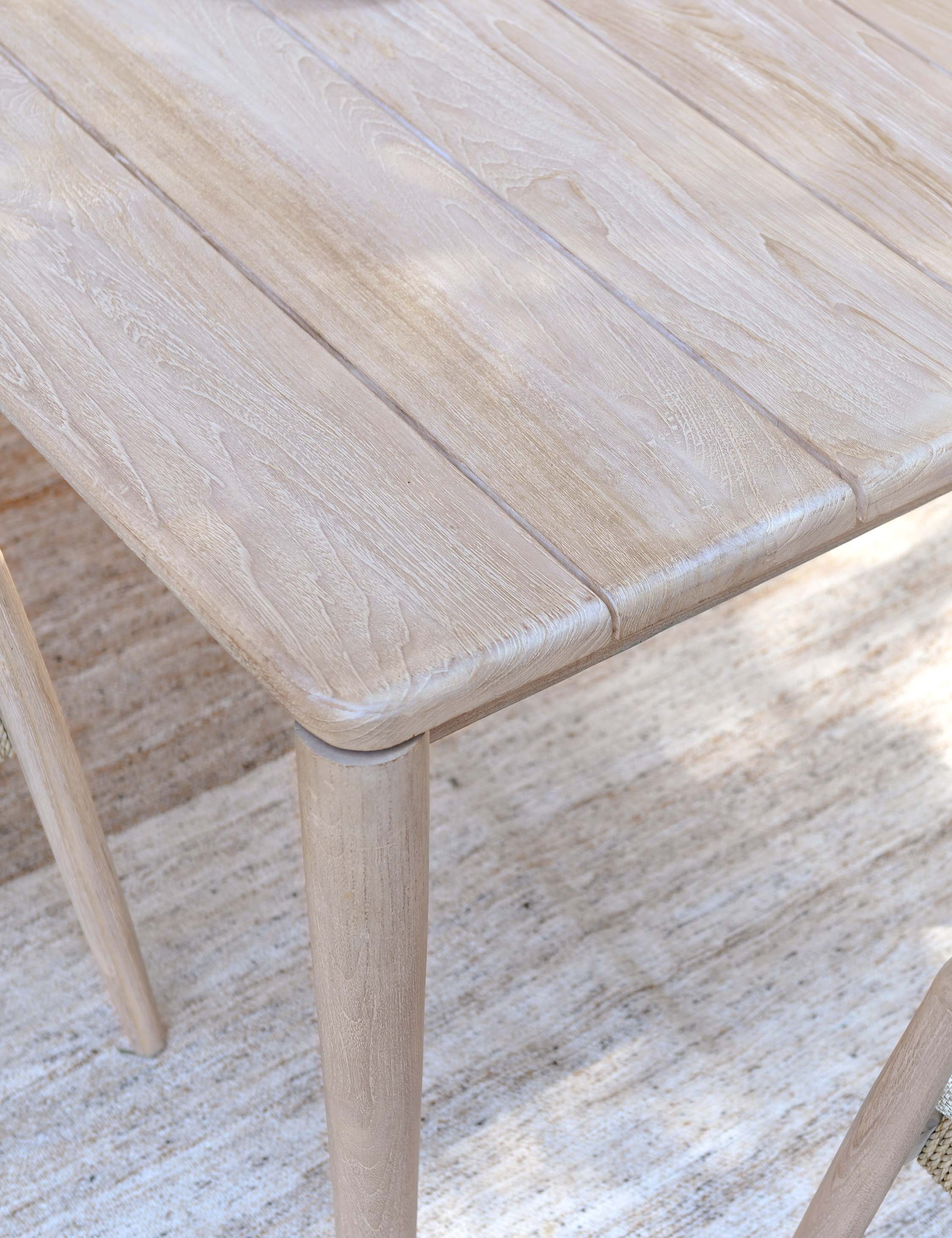 Lulu and Georgia - Bella Indoor / Outdoor Dining Table