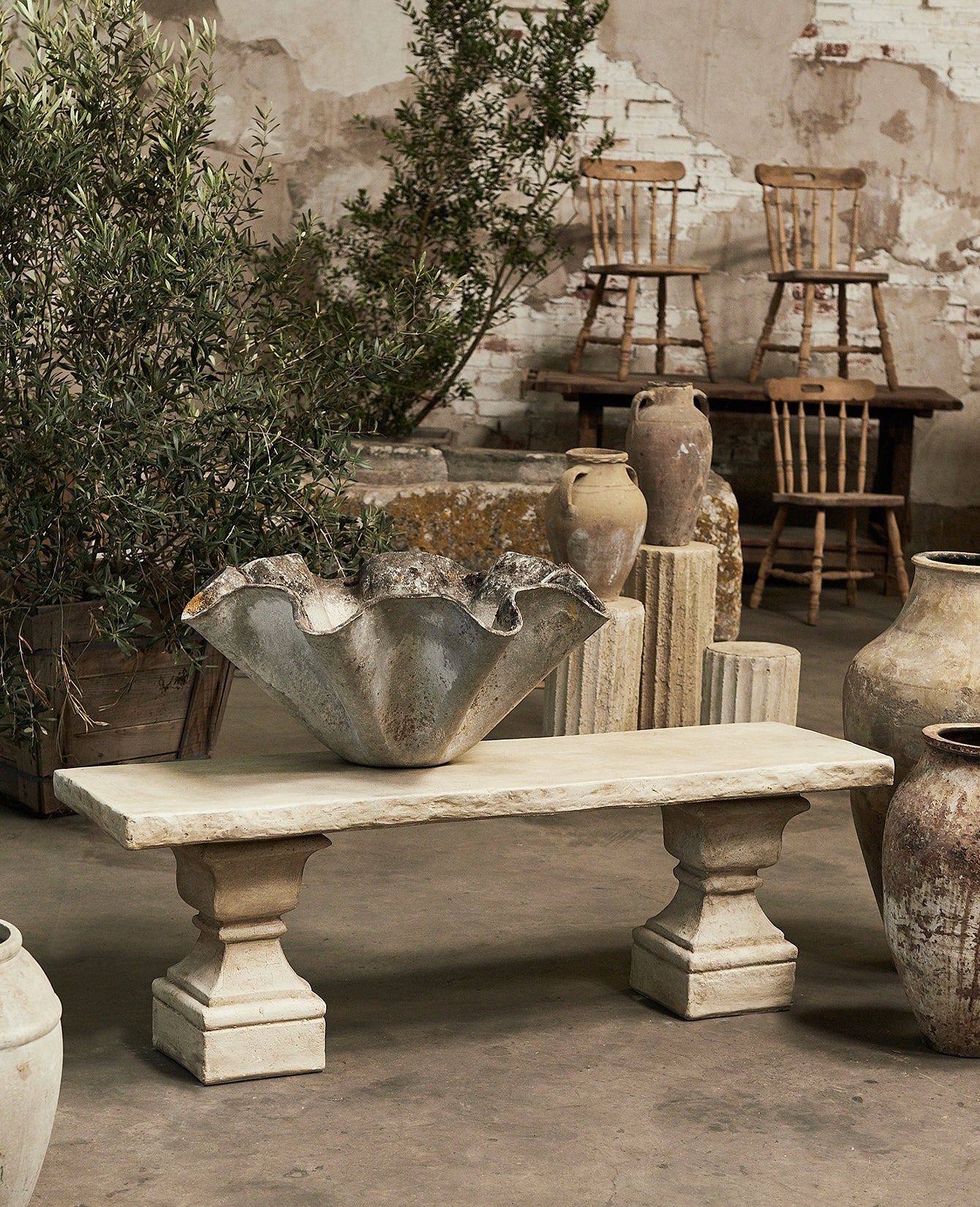 Olive Ateliers - Cast Finial Bench