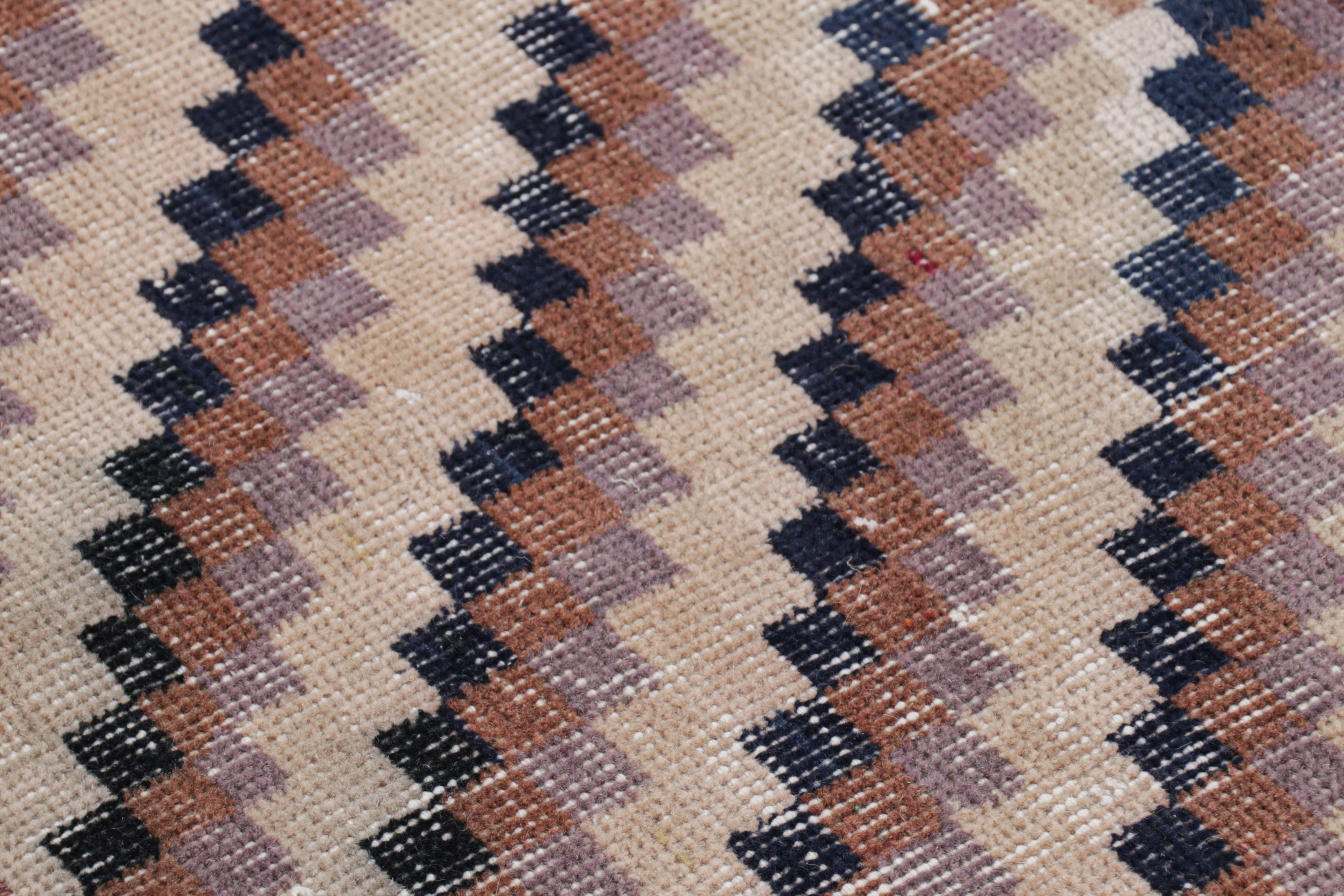 Nicky Kehoe - Geometric Stripe Throw Rug 1'6 x 2'3