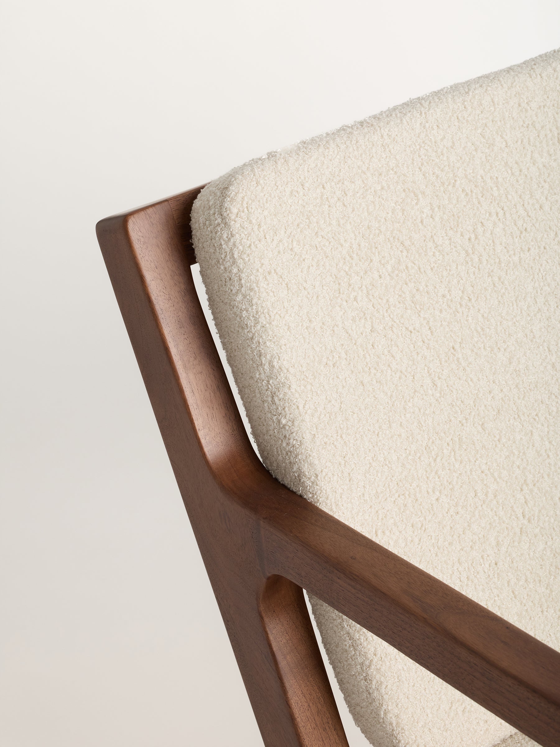 Cozy Earth - Coronado Lounge Chair