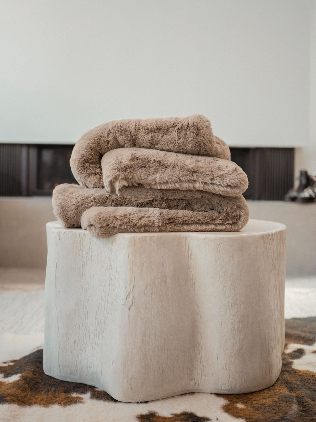 Cozy Earth - Superplush Cuddle Blanket - Wholesale