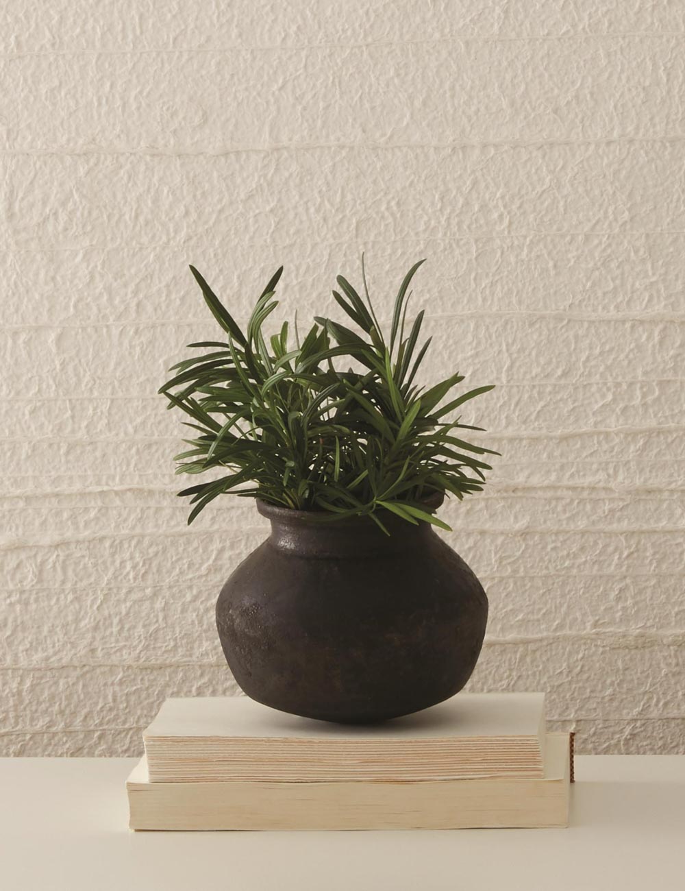 Lulu and Georgia - Benji Pot