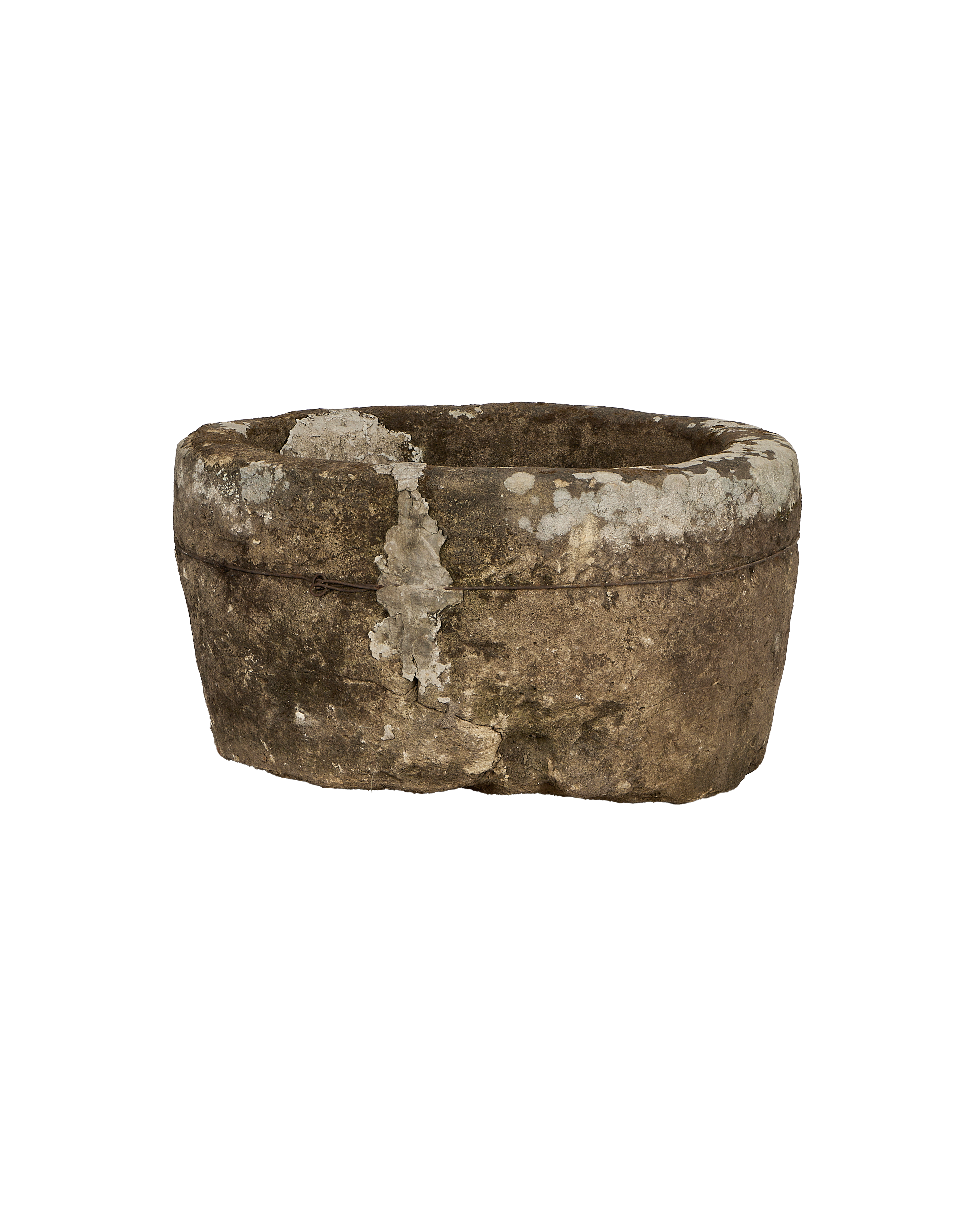 Olive Ateliers - Limestone Trough - Round