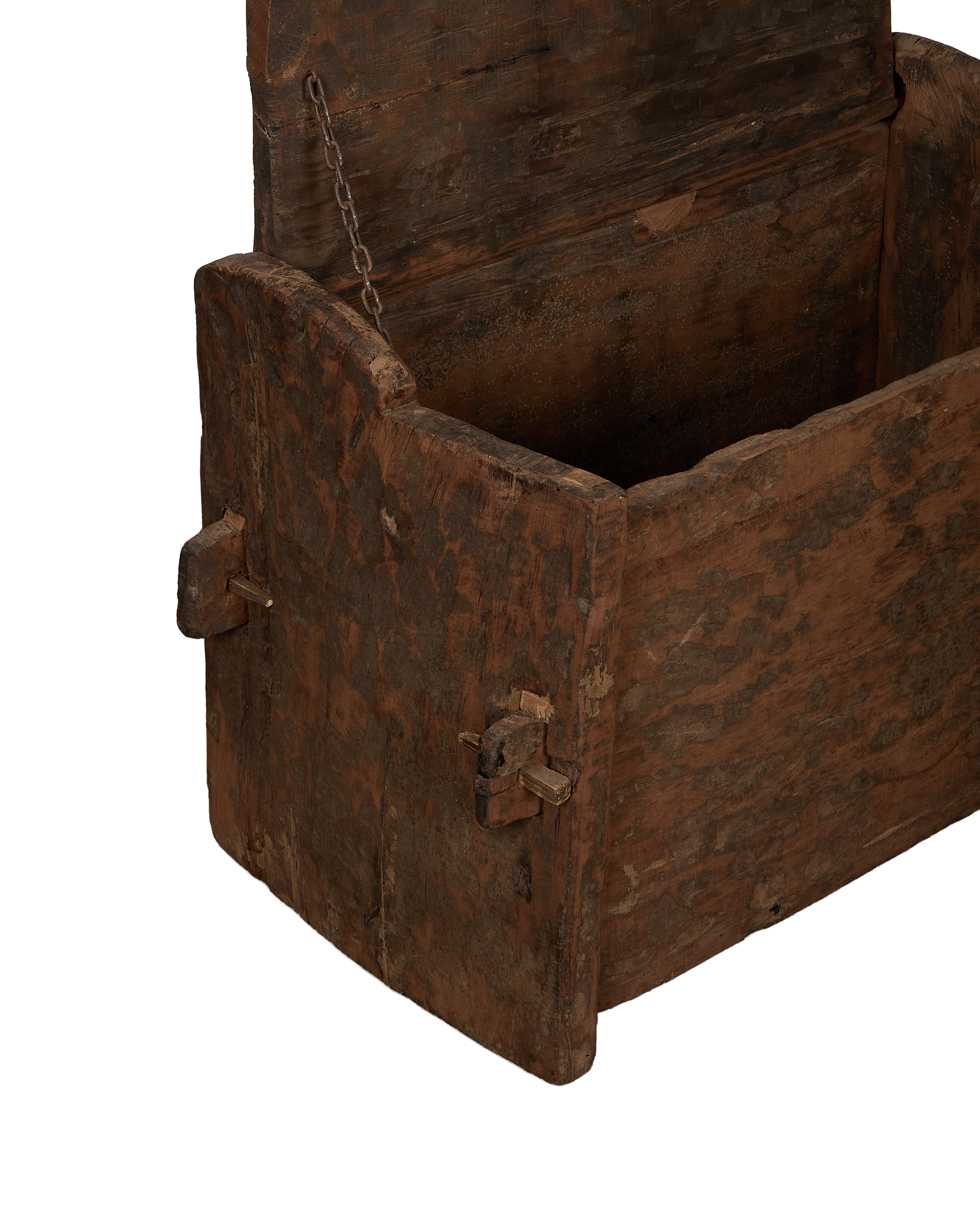 Olive Ateliers - Himachal Chest