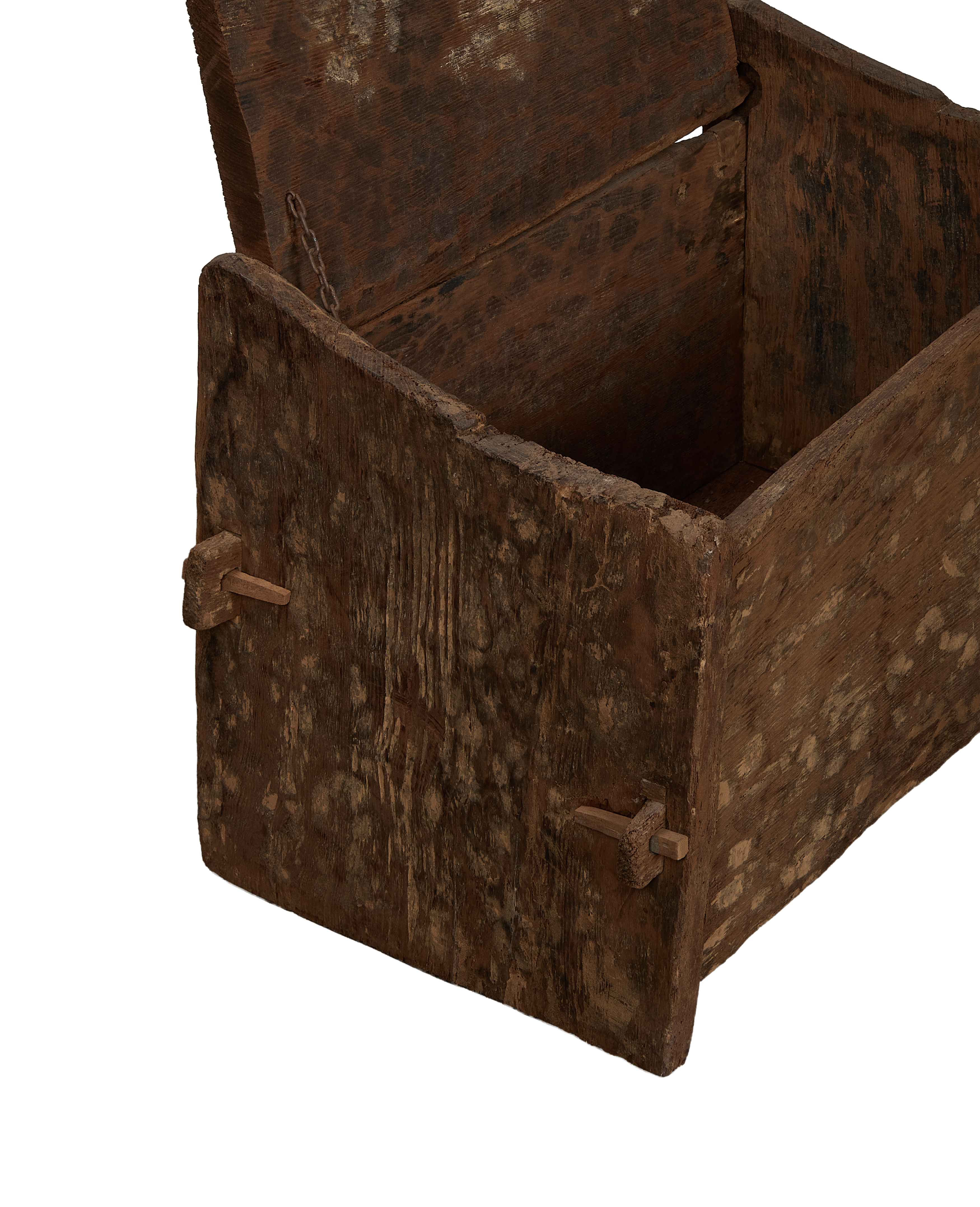 Olive Ateliers - Himachal Chest