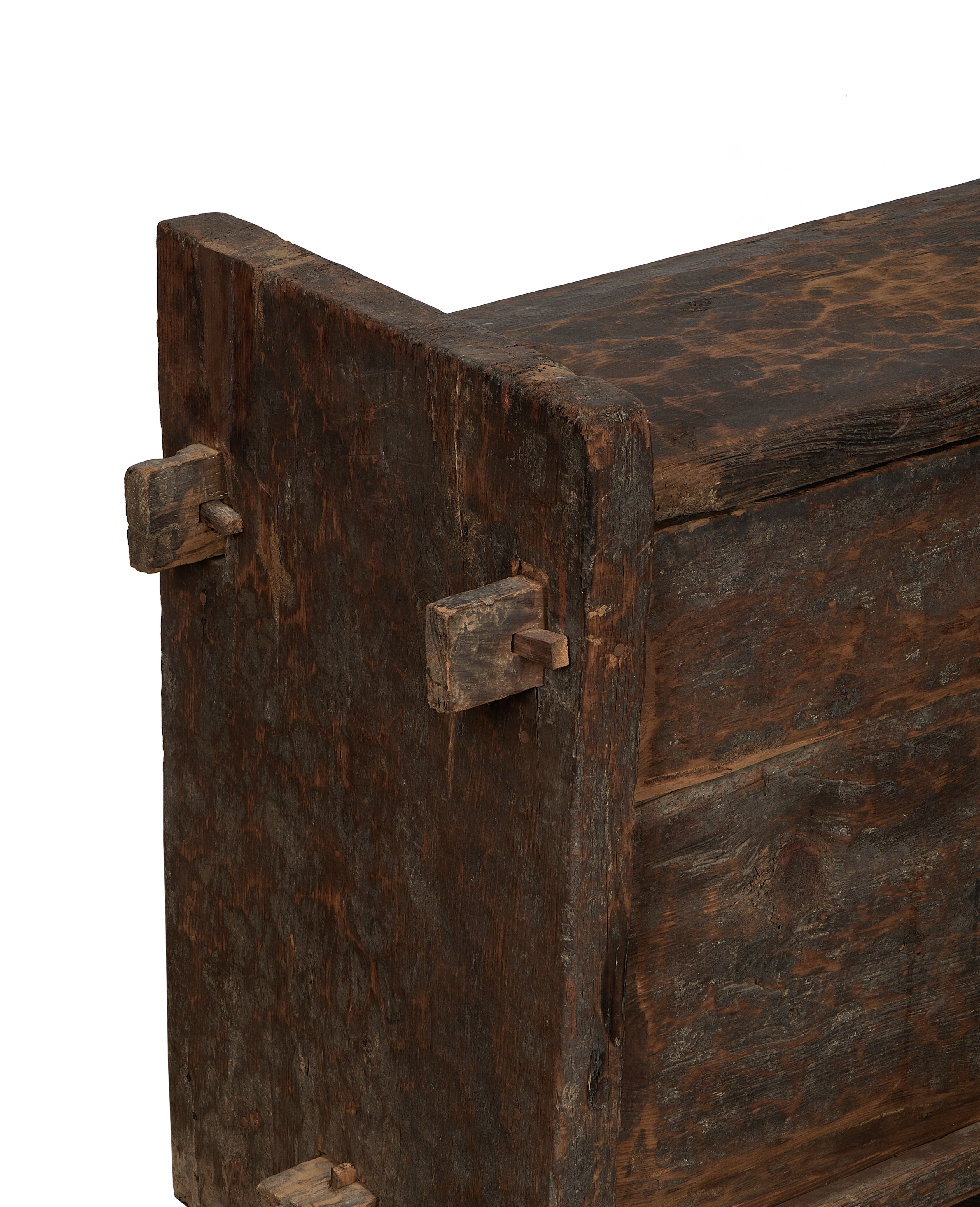 Olive Ateliers - Himachal Chest